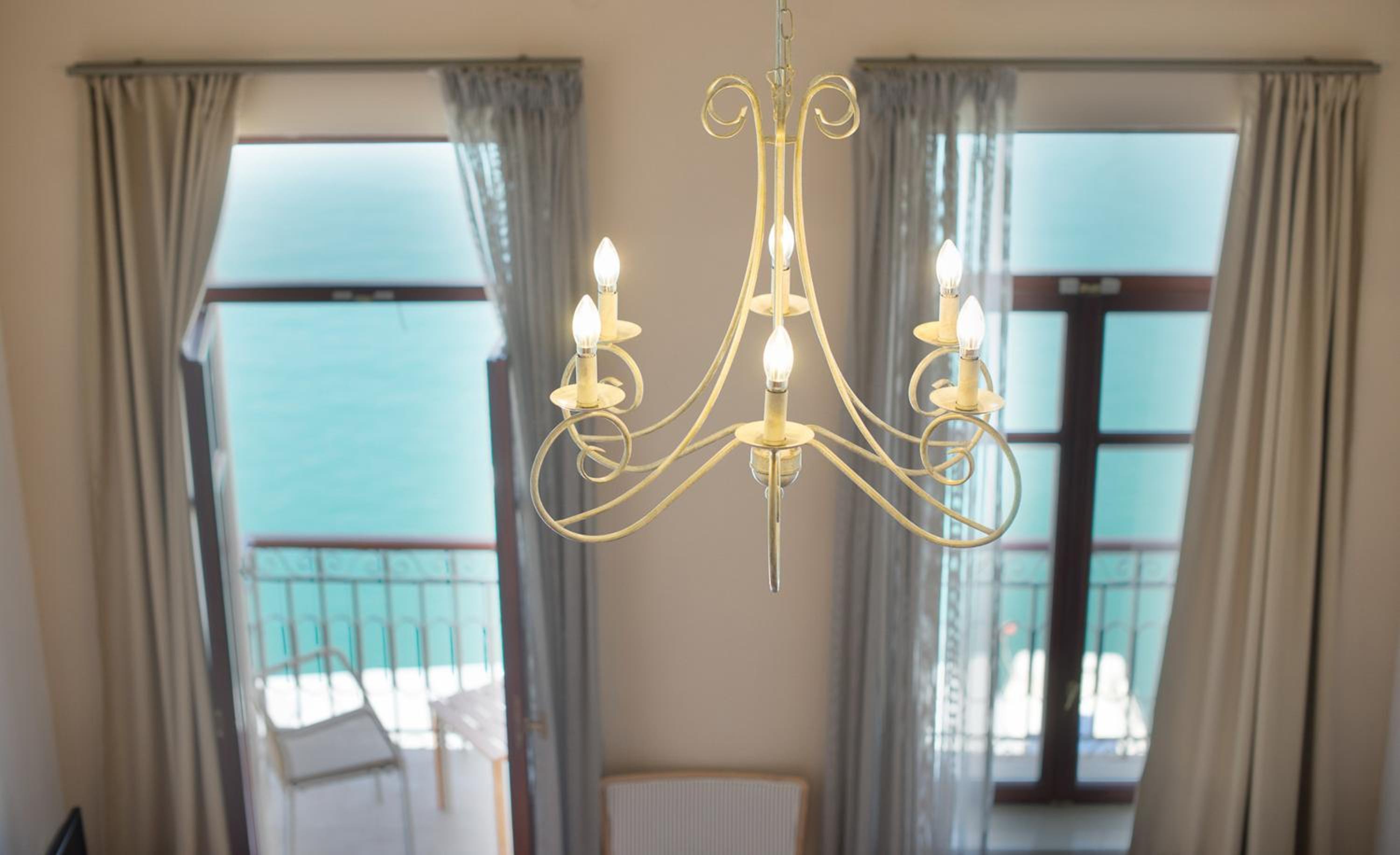 Porto Enetiko Suites