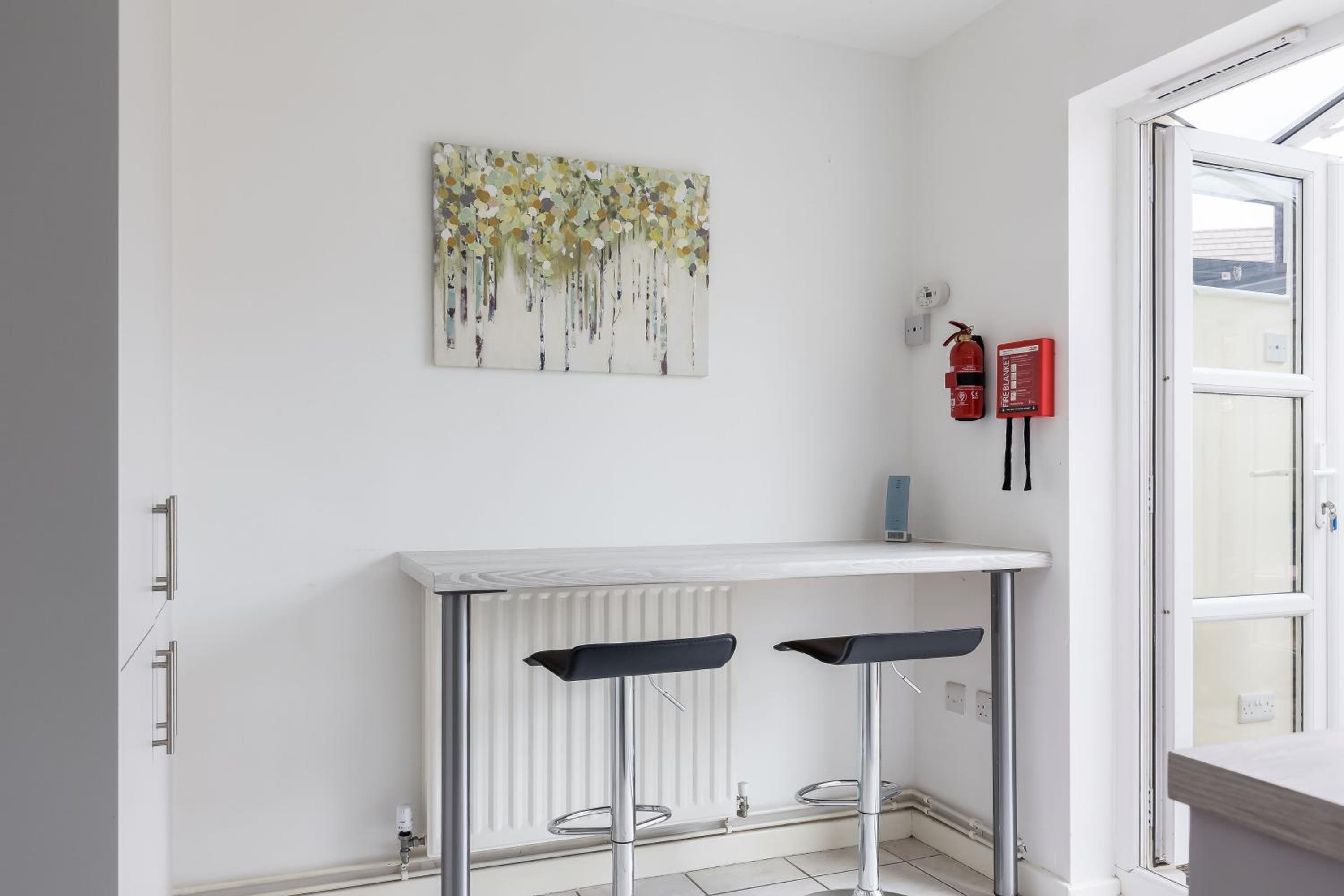 Avalon - Walking Distance to Poole Quay and Town view 5