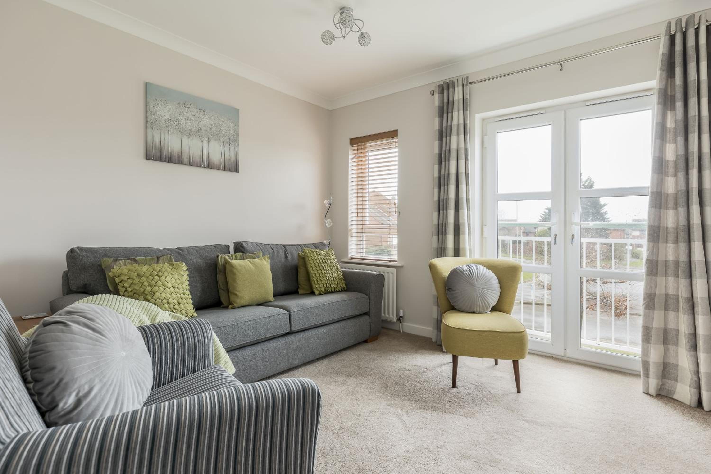 Avalon - Walking Distance to Poole Quay and Town view 2