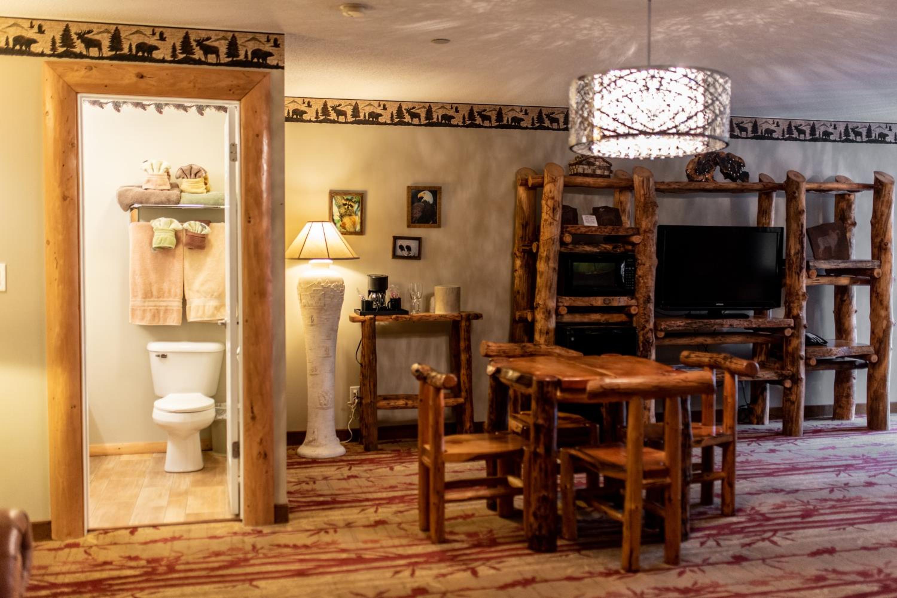 Gateway Inn and Suites
