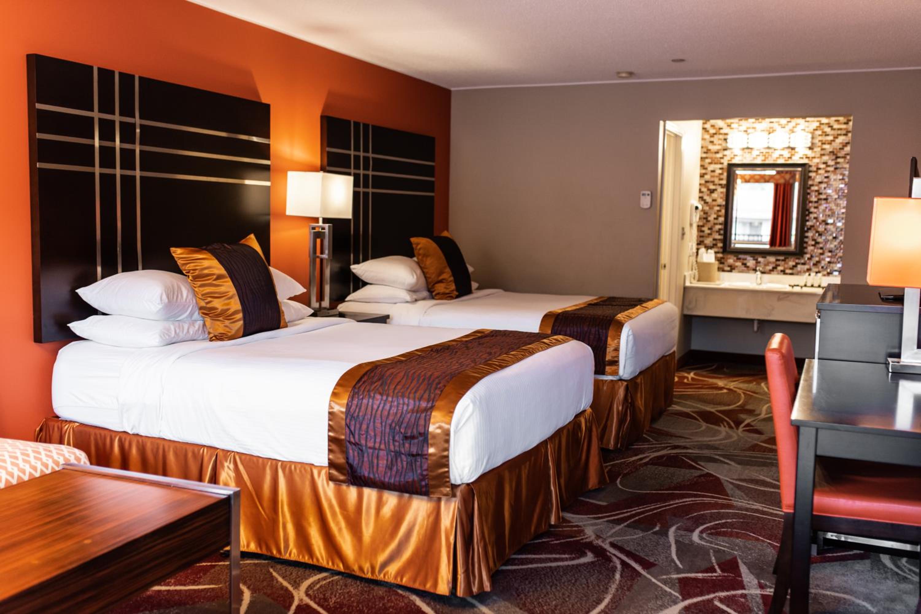 Gateway Inn and Suites