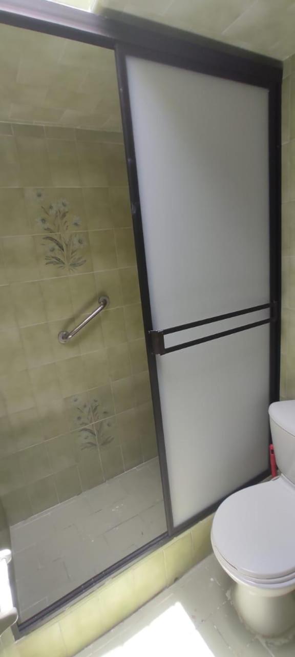 Casa con piscina privada Girardot