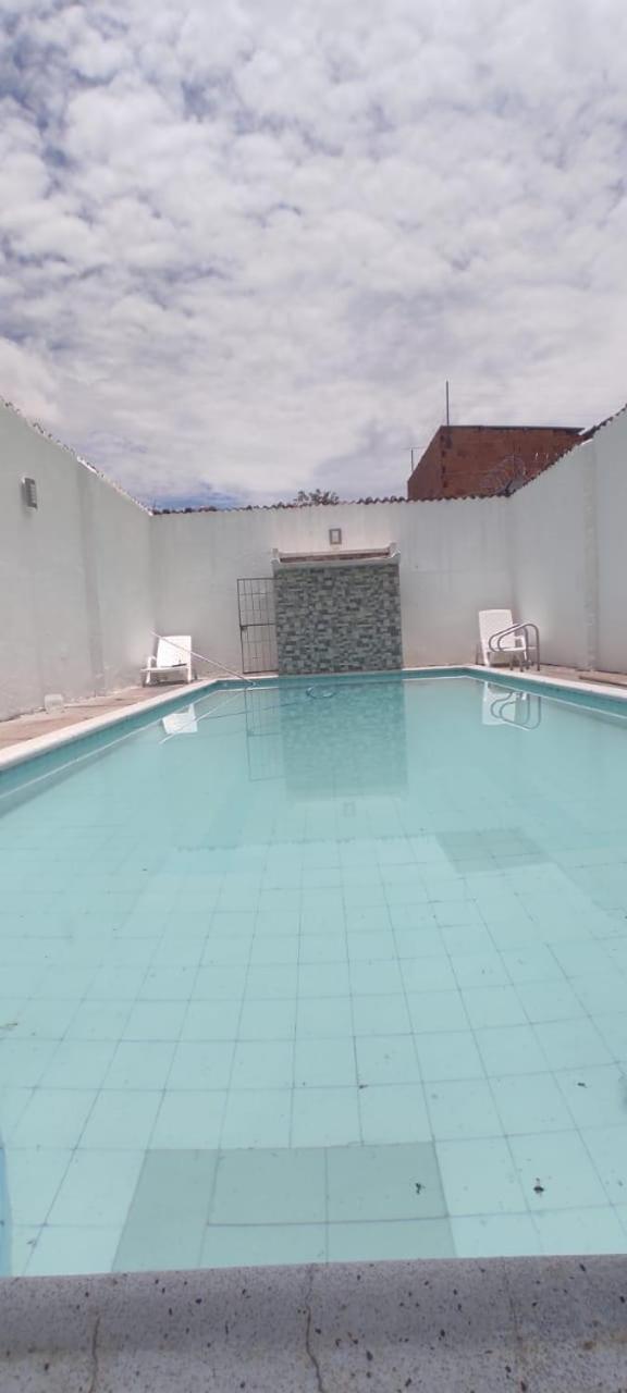 Casa con piscina privada Girardot