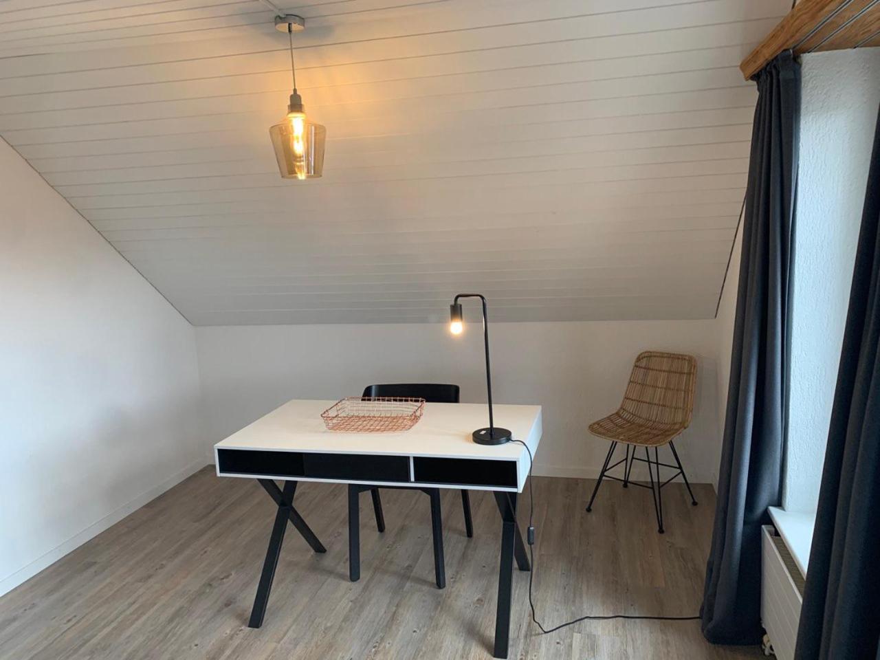 Löwenplatz Apartment near Station by Airhome
