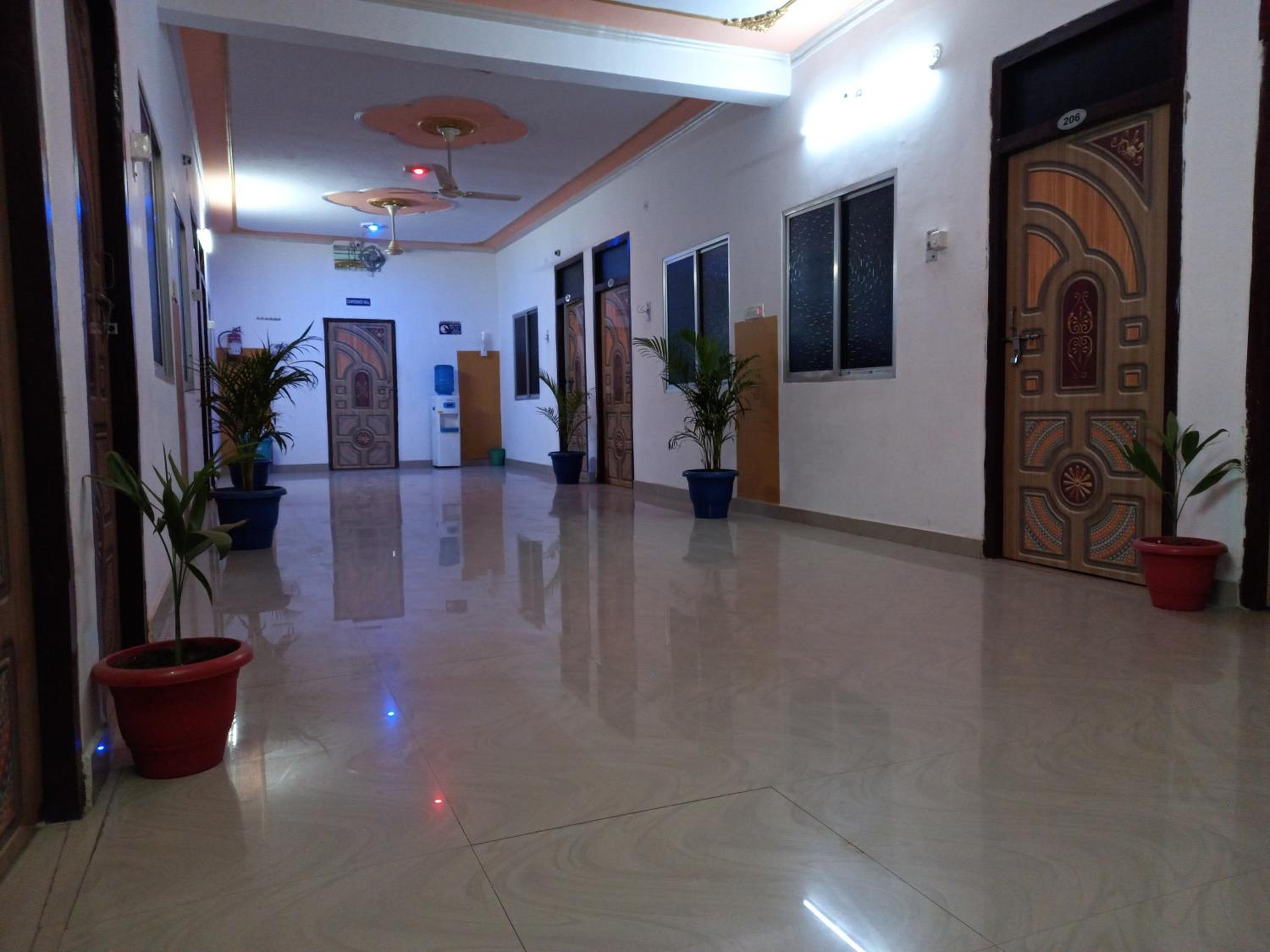 Photo 9