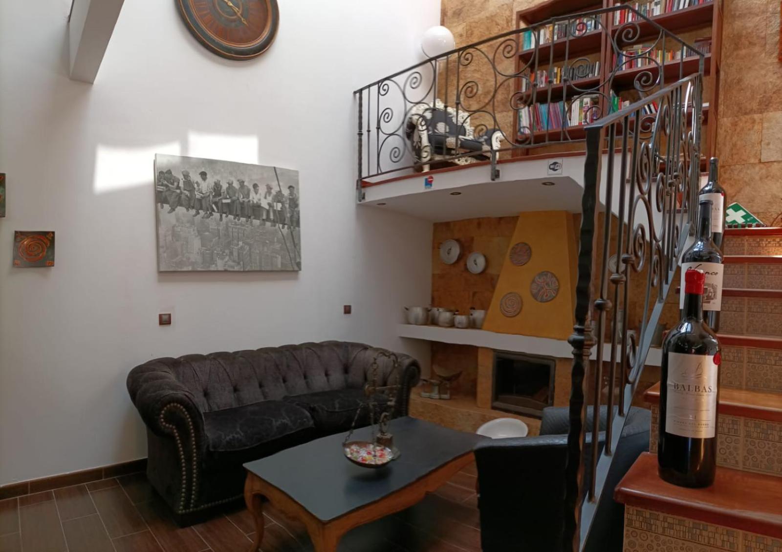 lounge