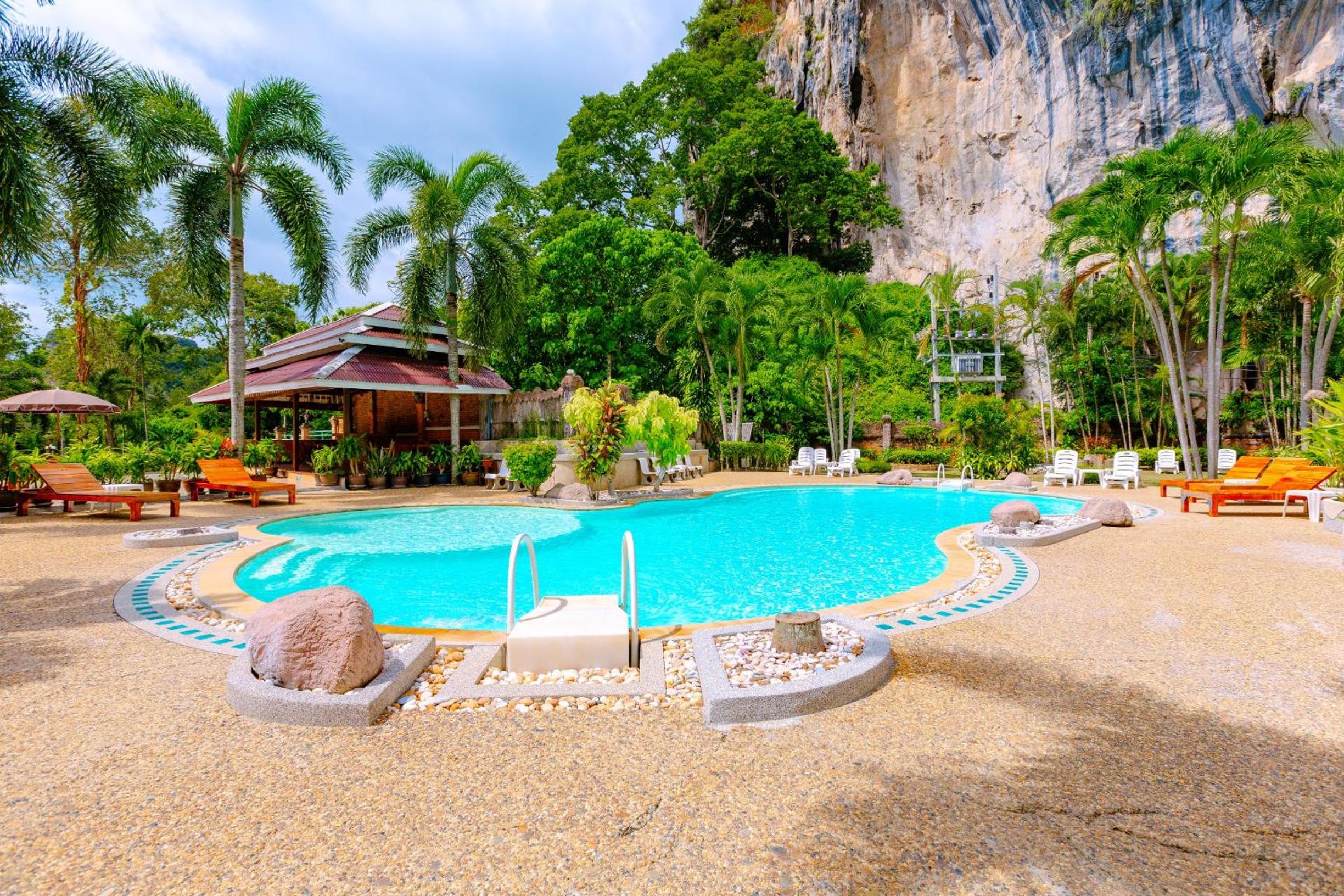 Diamond Cave Resort