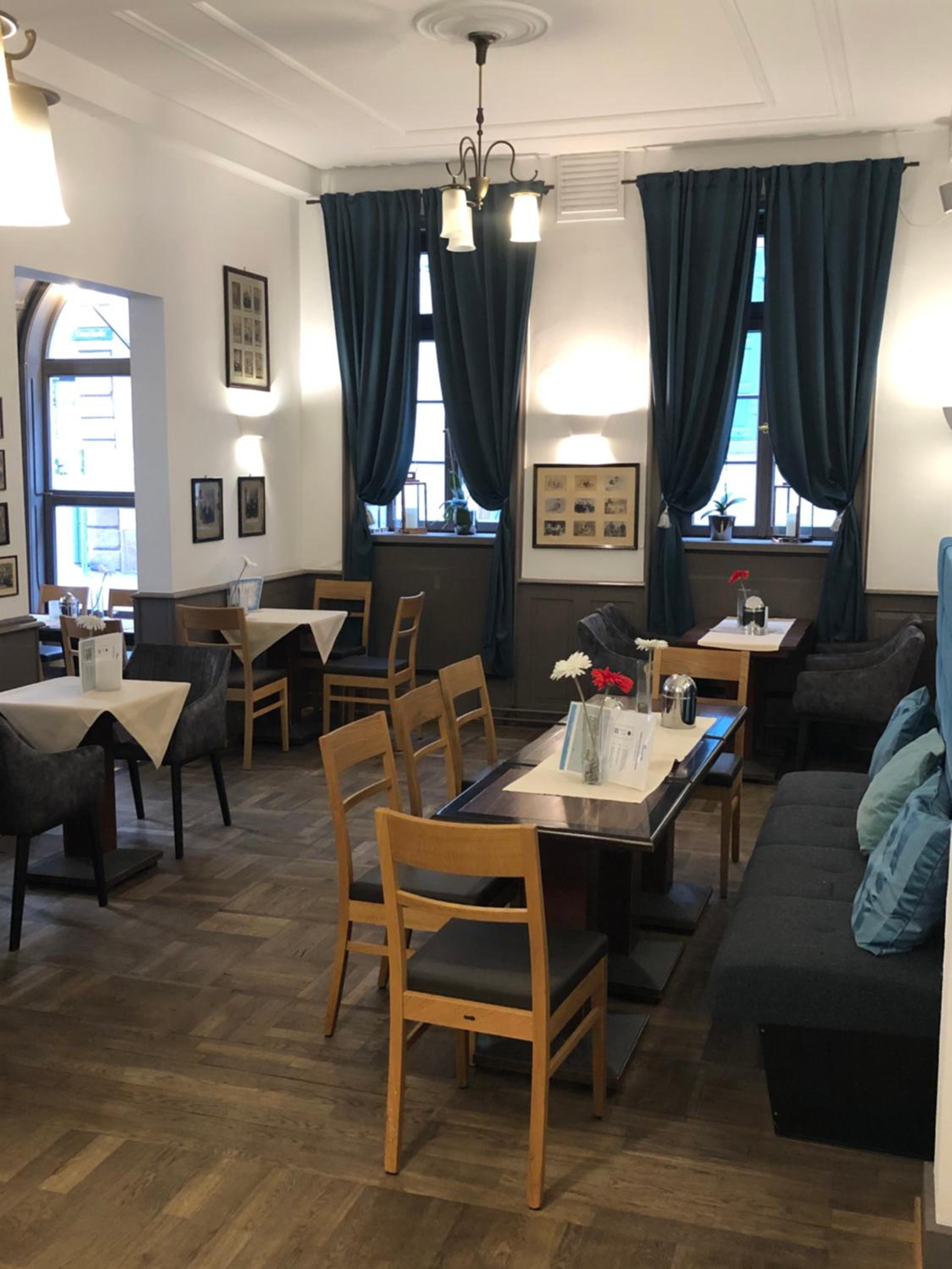 Café & Hotel Knösel
