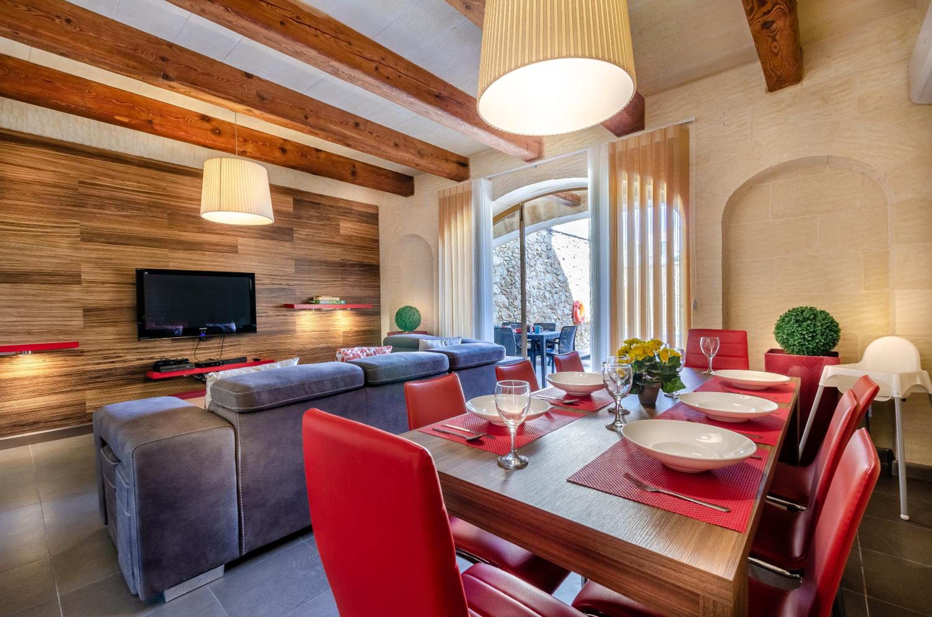 A Popular Pet Friendly Villa with a Pool, Gozo