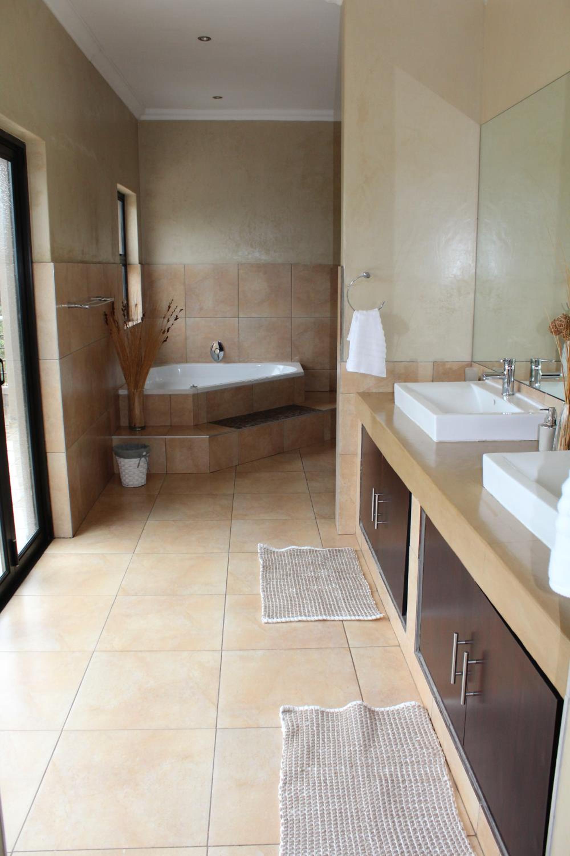 Euphoria Self Catering Home view 5