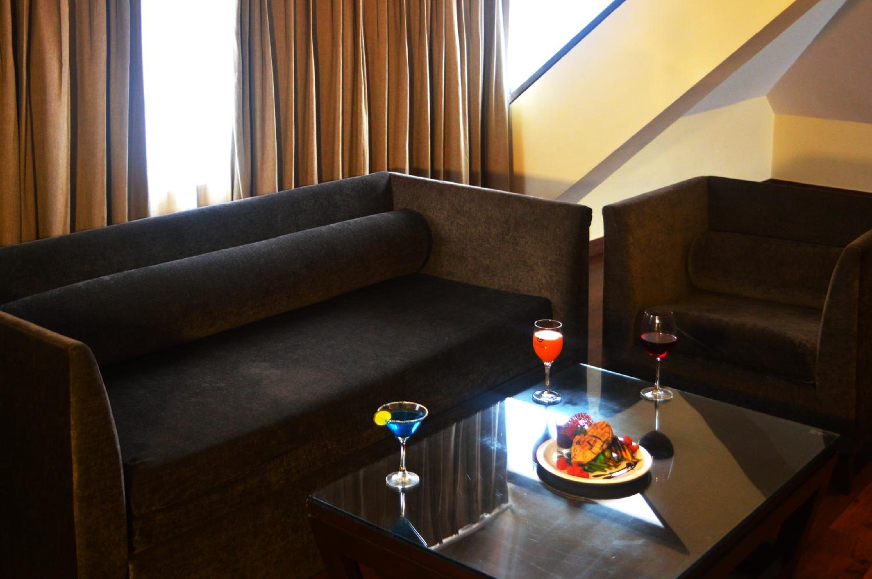 Marigold Sarovar Portico Shimla with Heated pool and AC Rooms-A Resort cottage and SPA Marigold Sarovar Portico Shimla with Heated pool and AC Rooms-A Resort cottage and SPA