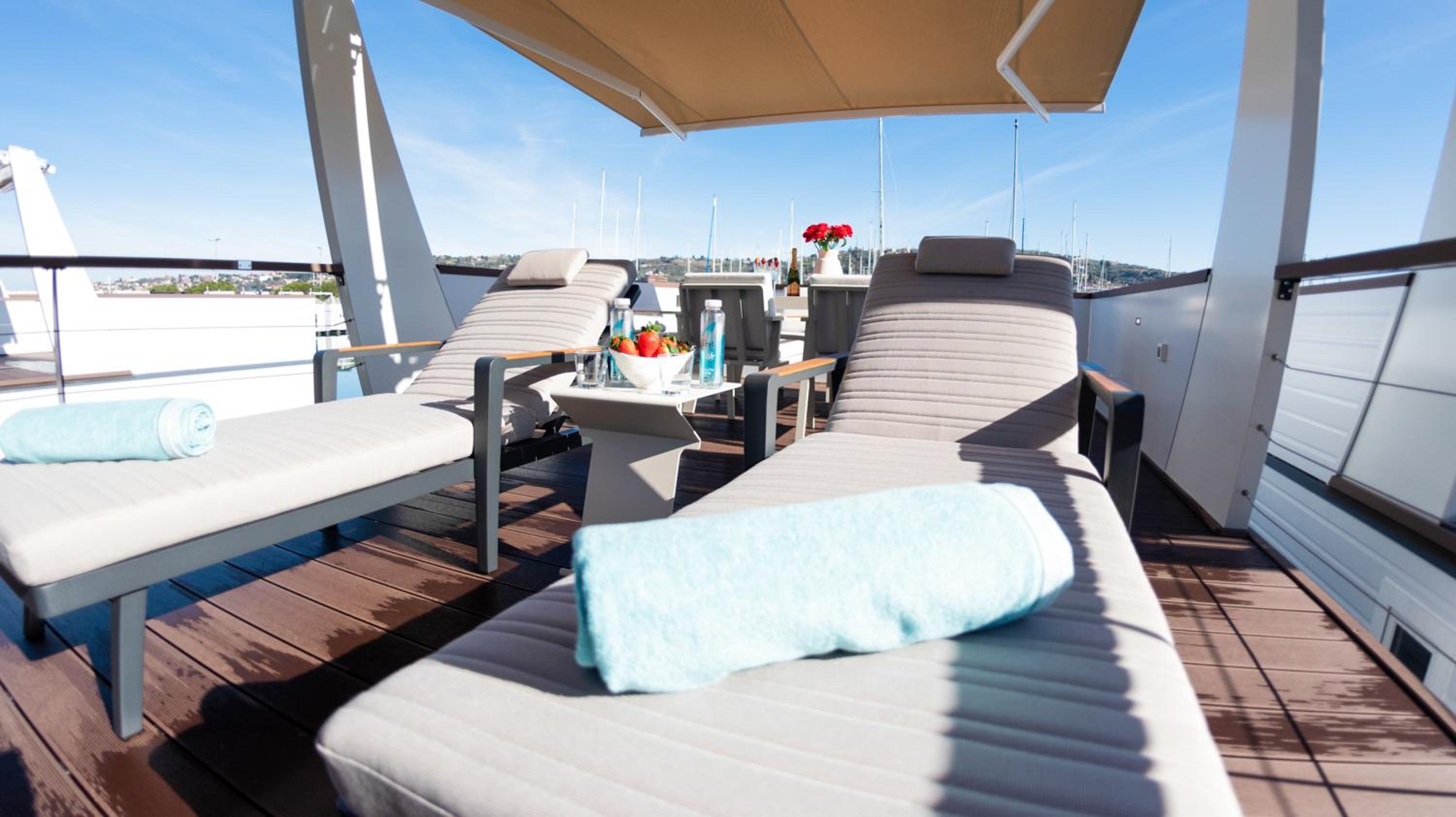 Adria Portorož Luxury Houseboat view 3