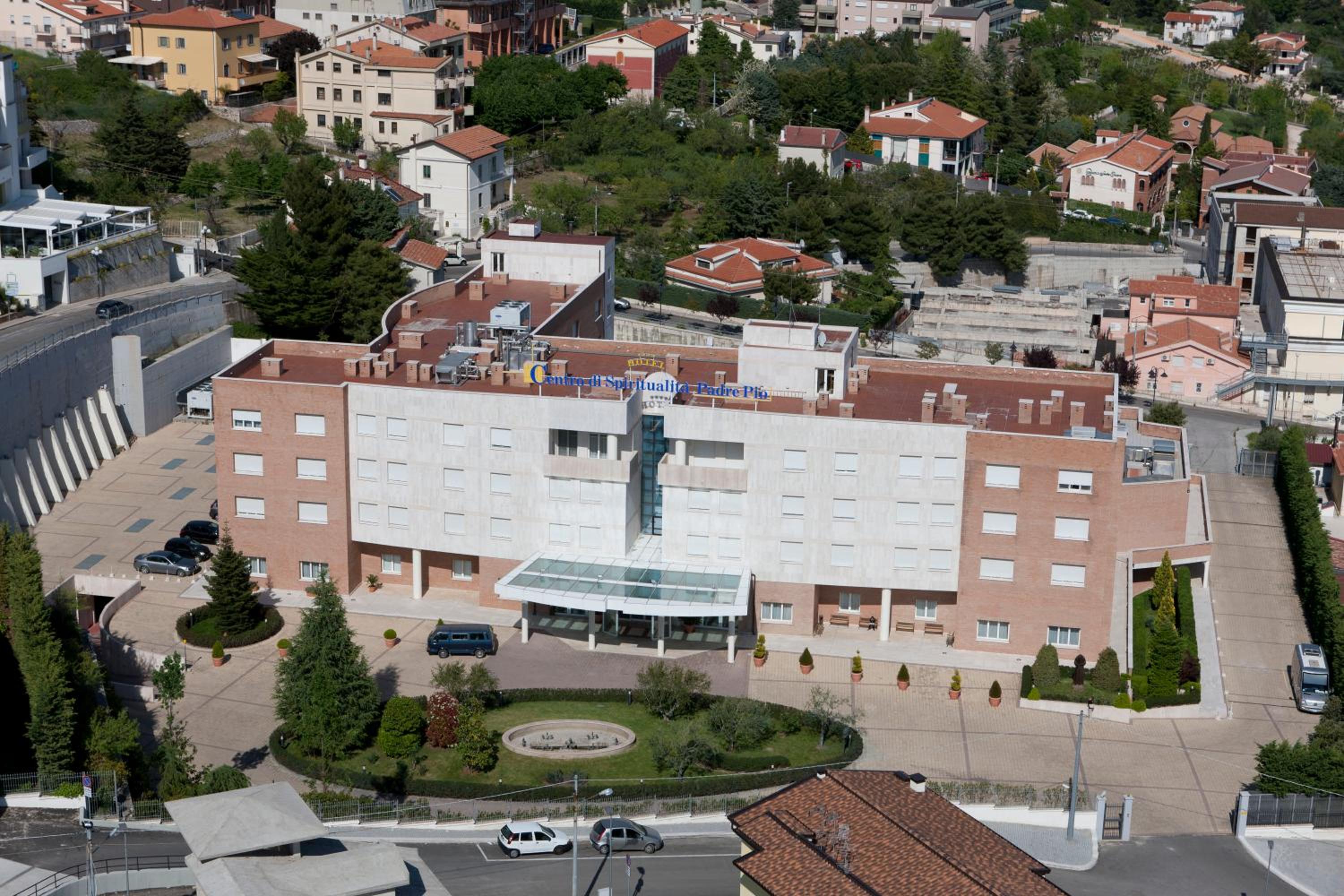 San Giovanni Rotondo Vacations - Hotel Centro di Spiritualita Padre Pio - Property Image 1
