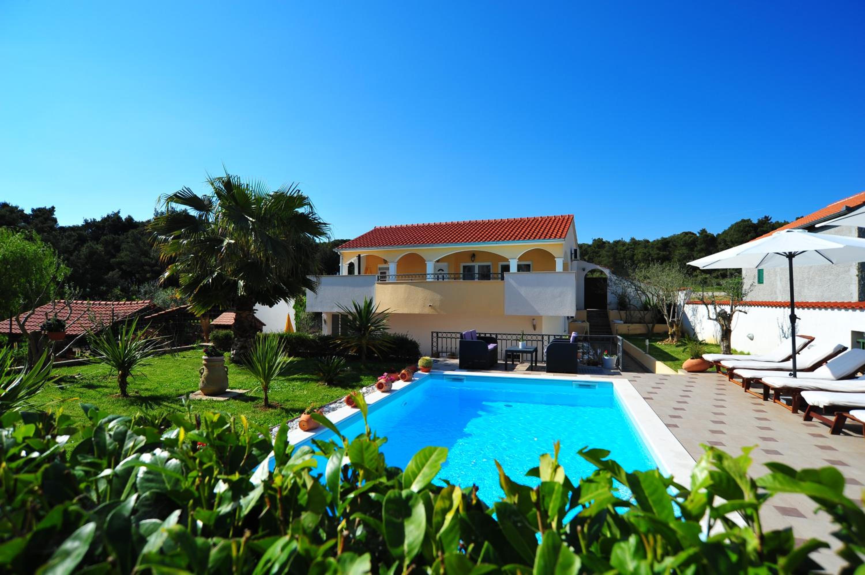 Villa Vanilla with Heated Pool