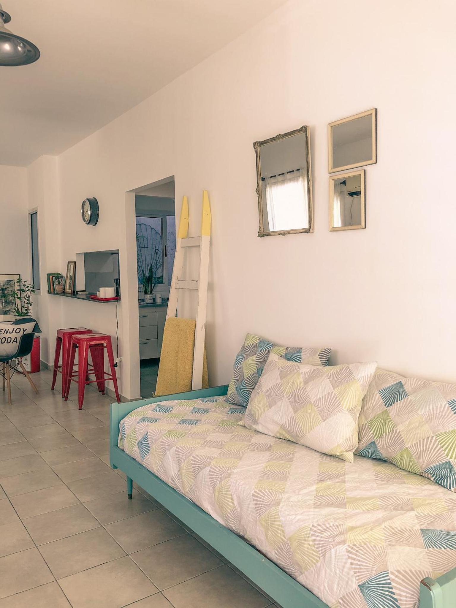 CUATRO Design Apartment