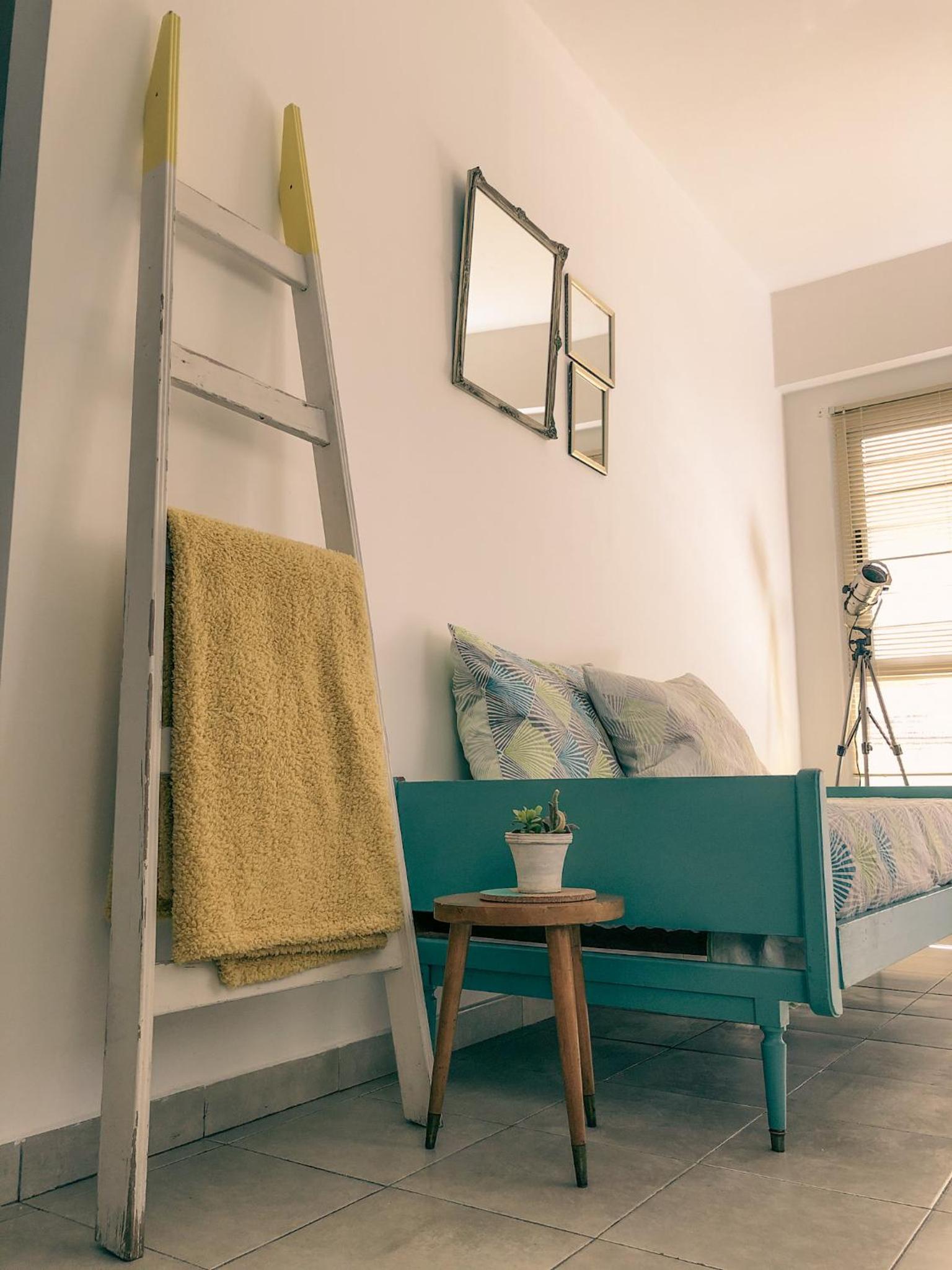 CUATRO Design Apartment