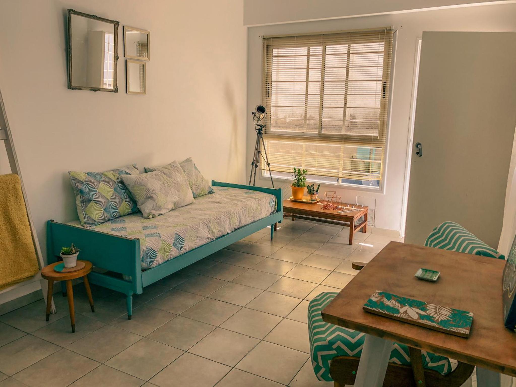 CUATRO Design Apartment