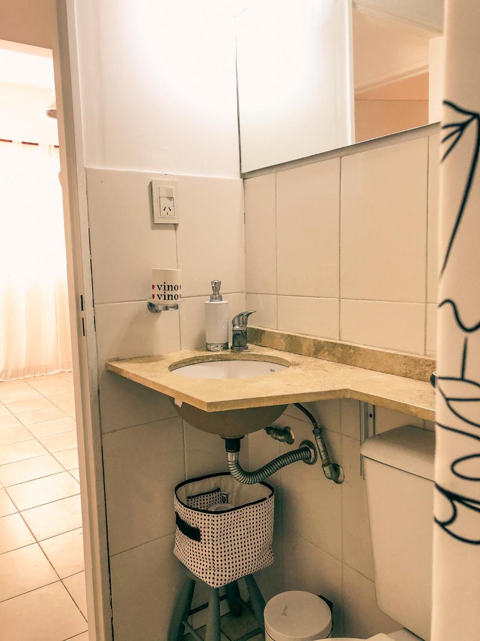 CUATRO Design Apartment