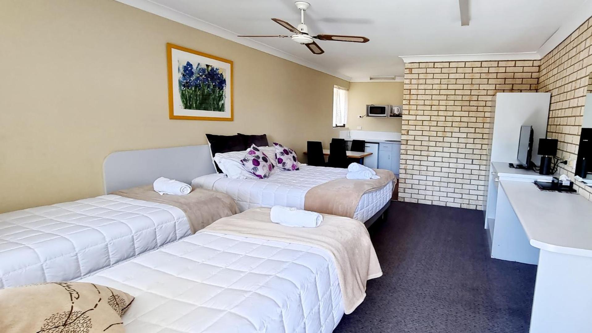 Ocean Parade Motel