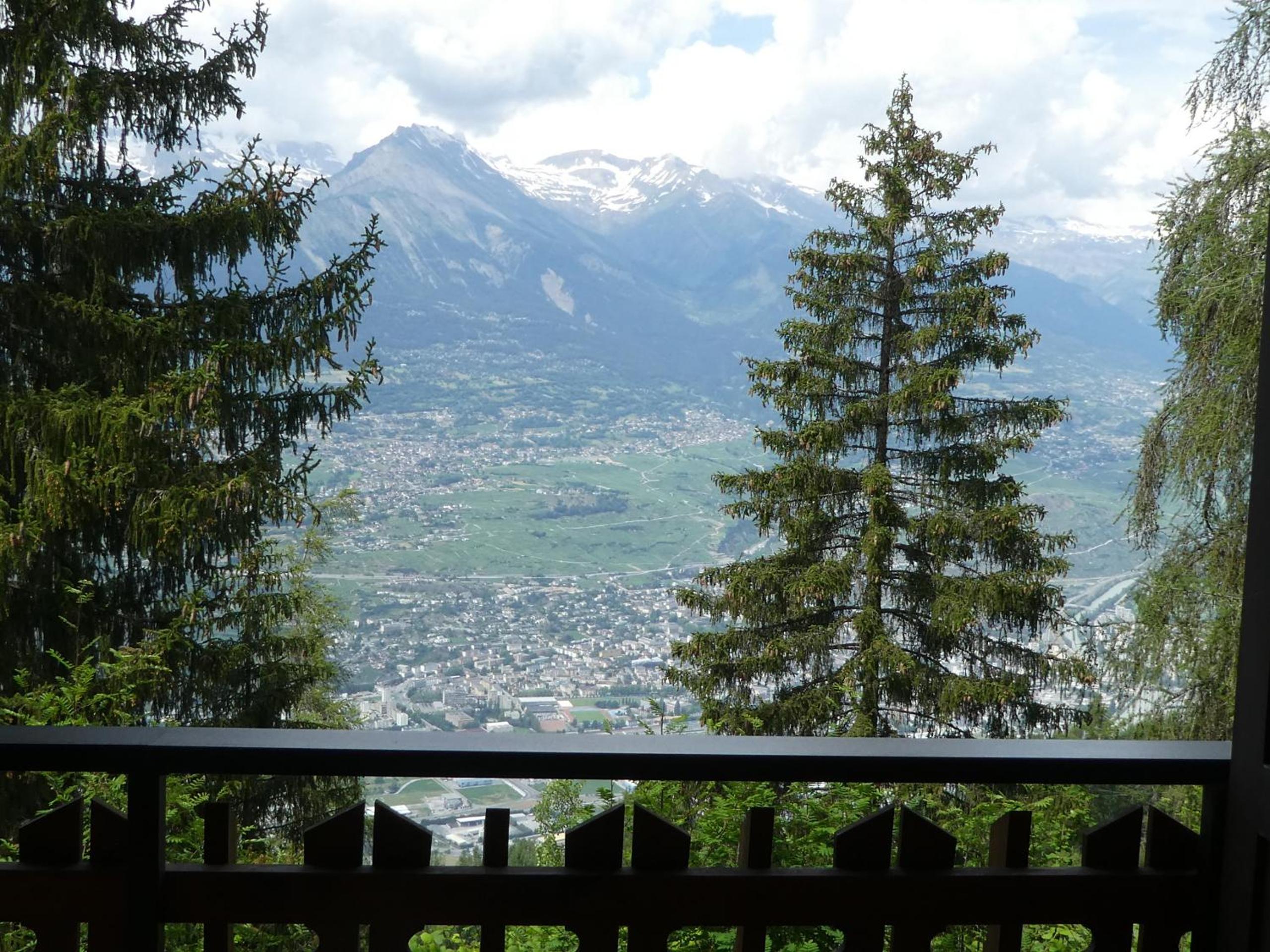 Melezes K SKI LIFT & NATURE apartments by Alpvision Résidences