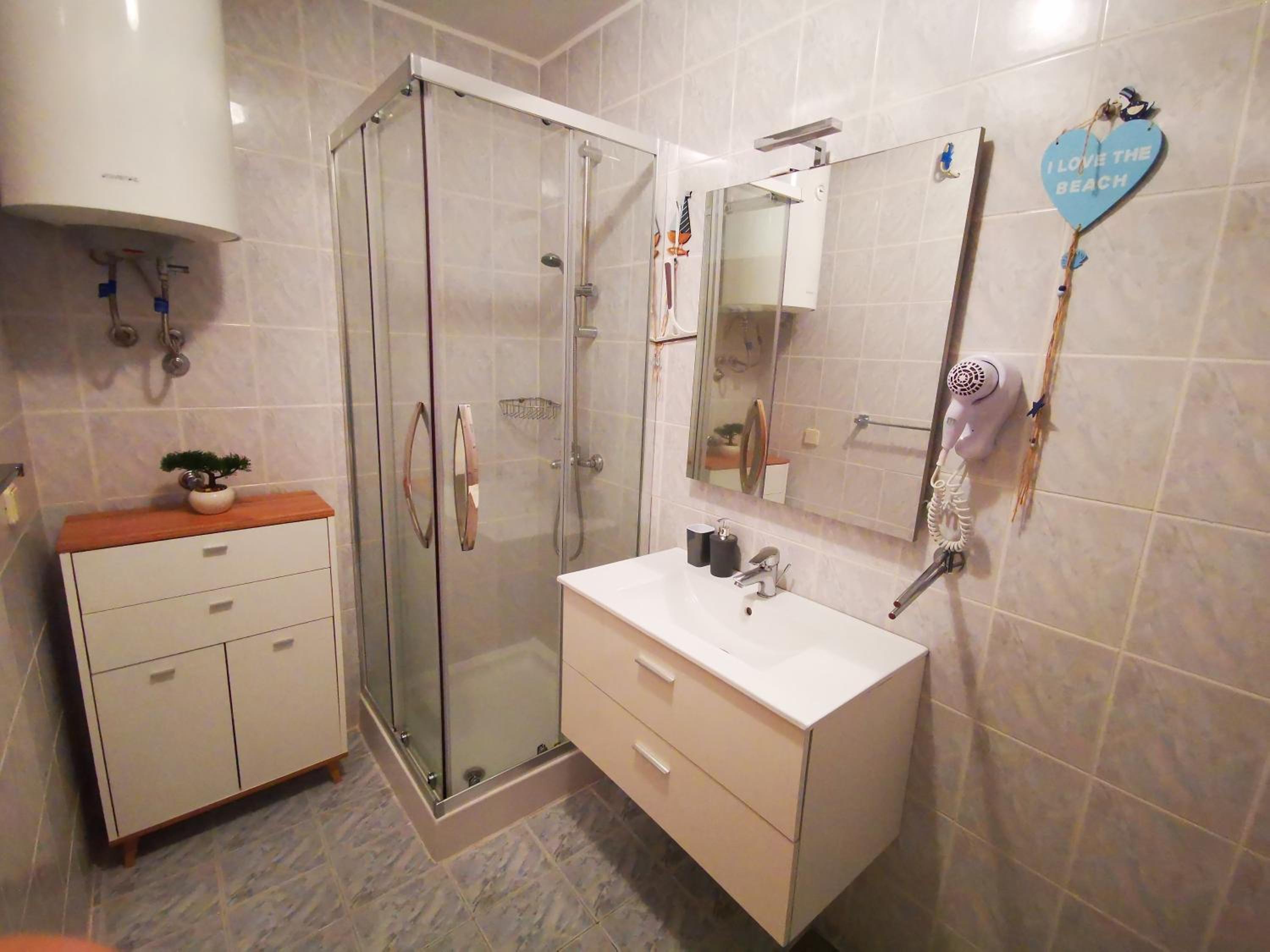 Apartment Mirna