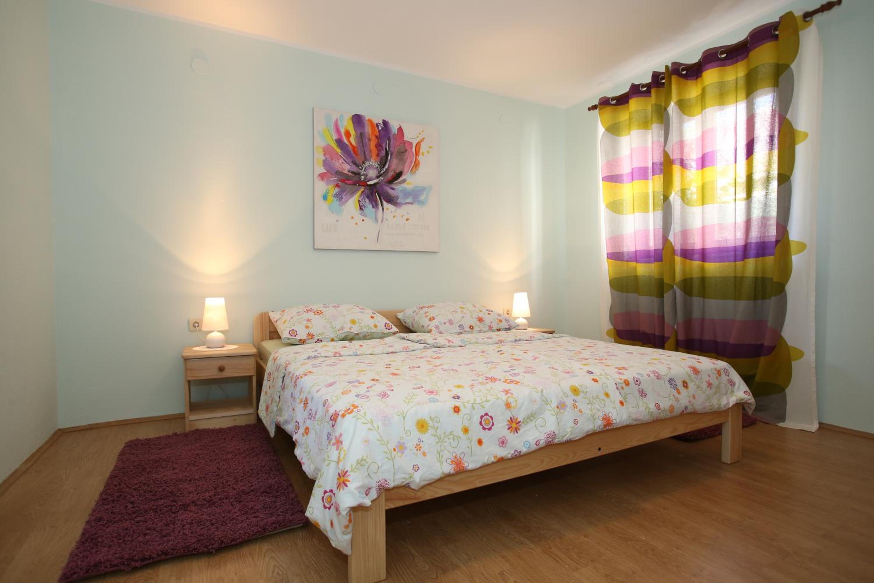 Apartment Mirna