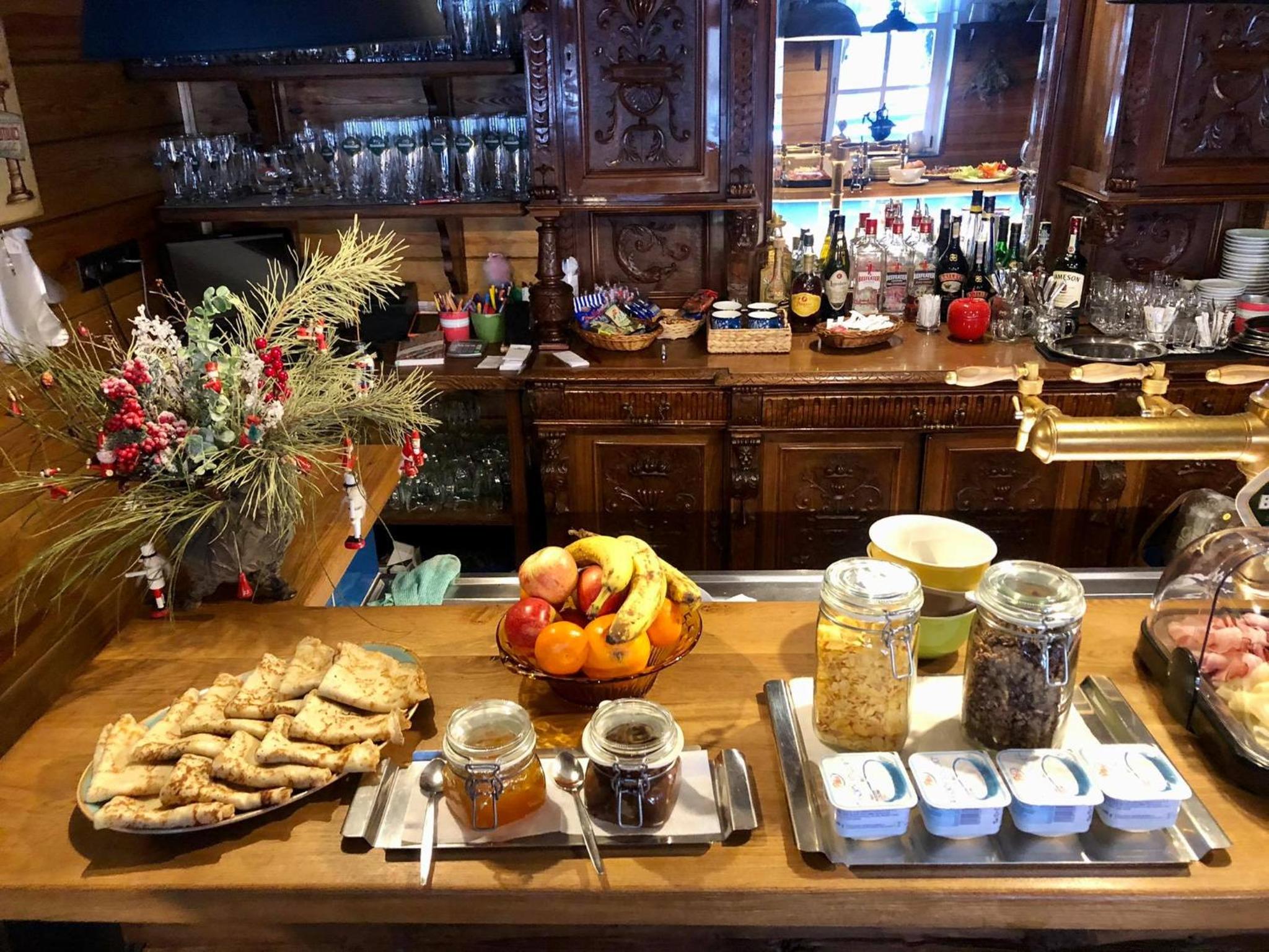 MAXMILLIAN Pension & Restaurant
