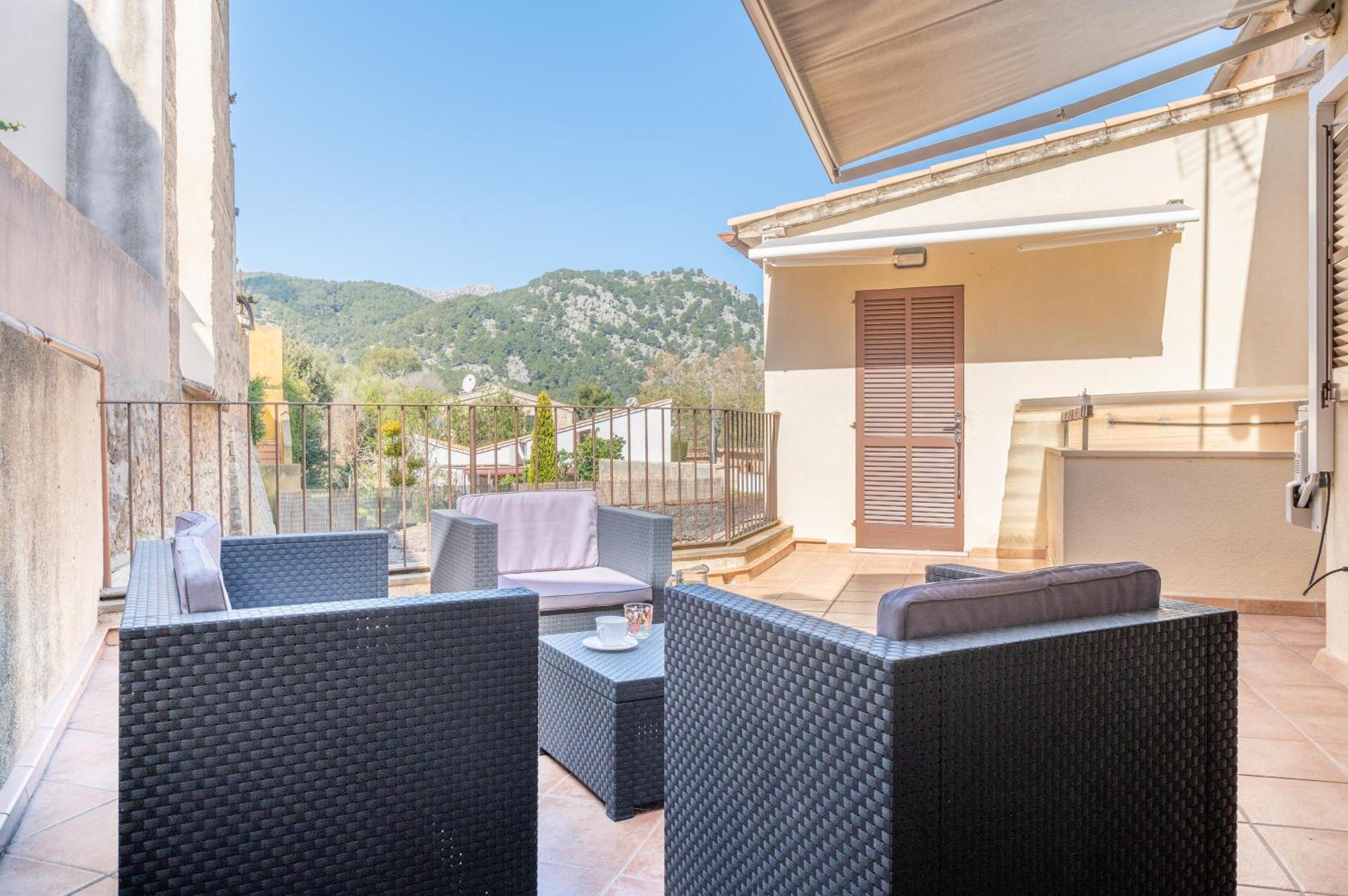 Casa Horta Den Menut view 2