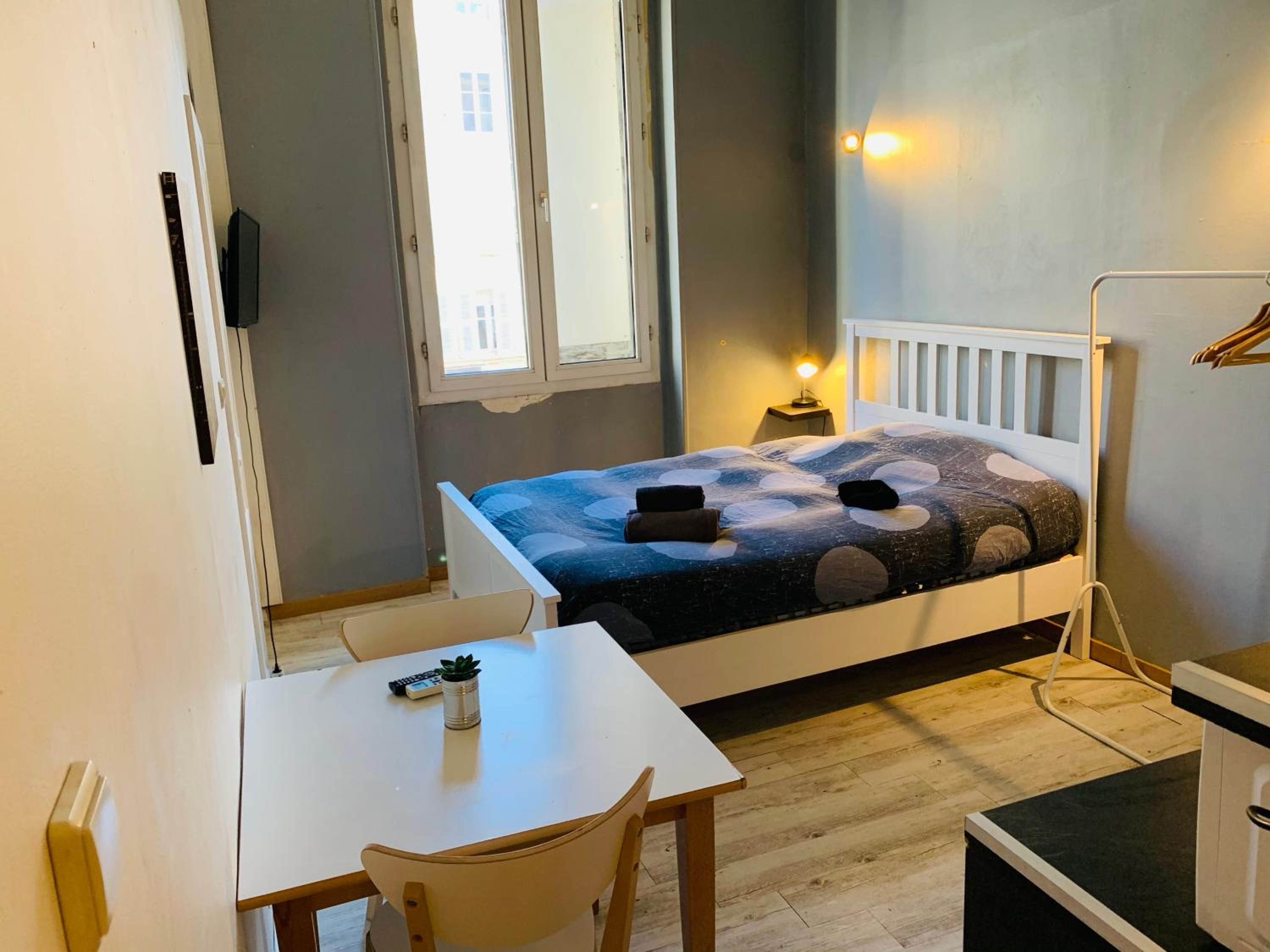 Mirabeau Studio view 5