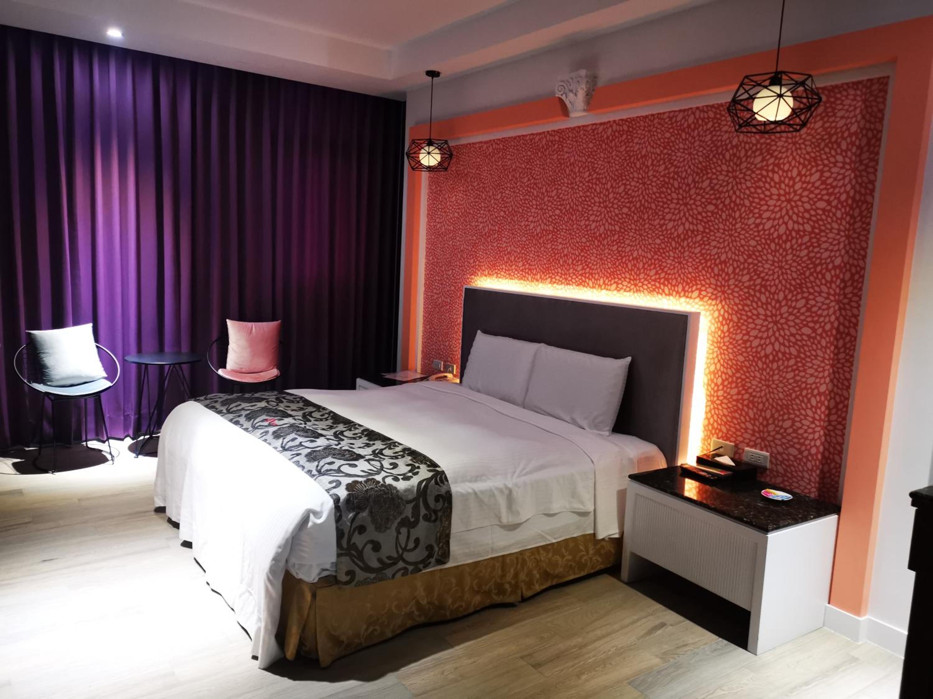 Love Story Motel