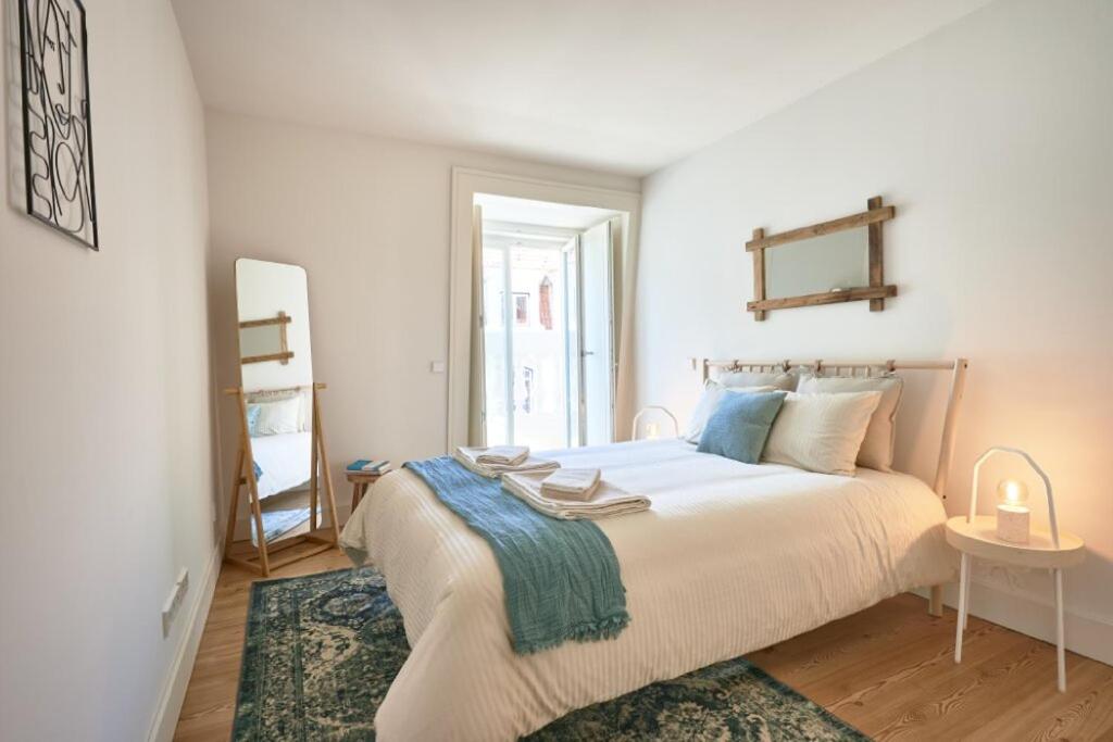 Stone Apartment view 4