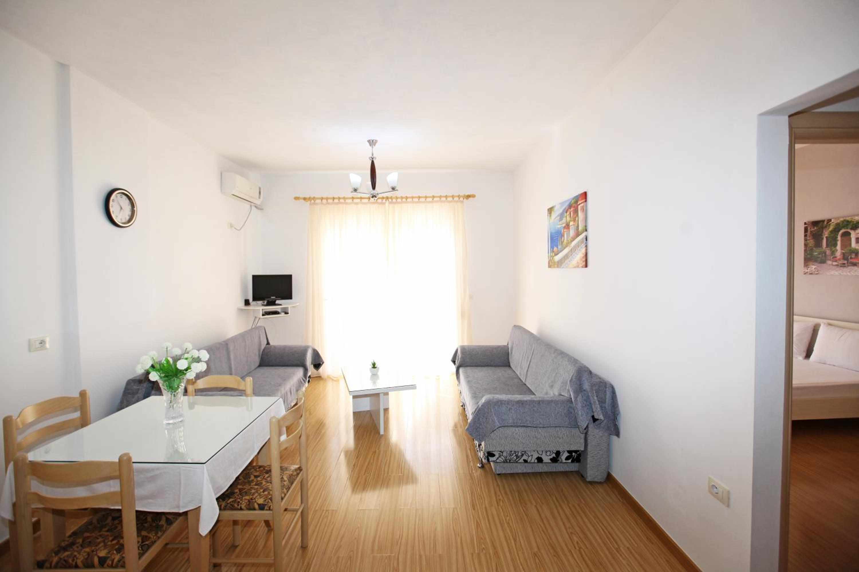 Teo Apartaments