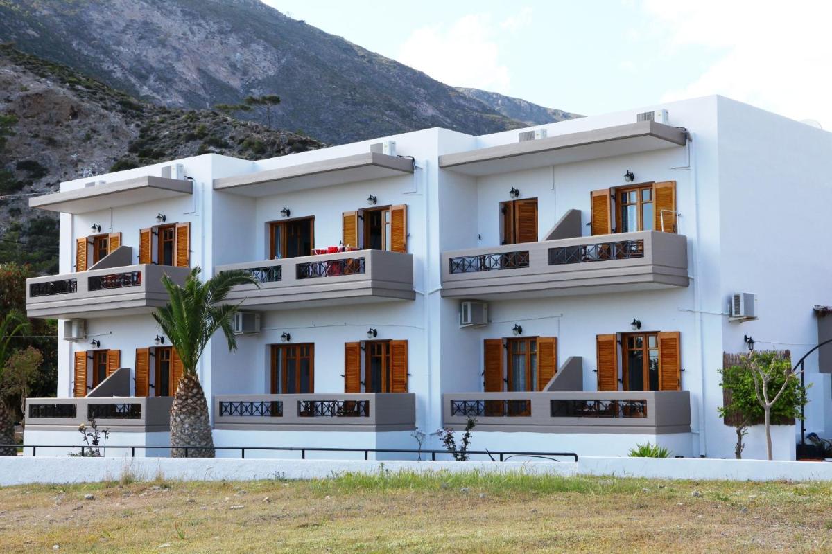Idomeneas Apartments