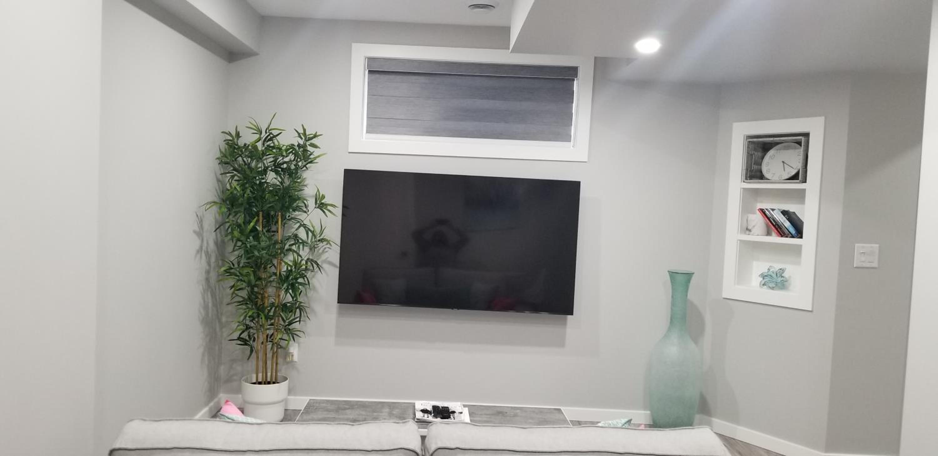 Luxurious 2 bedroom basement suite