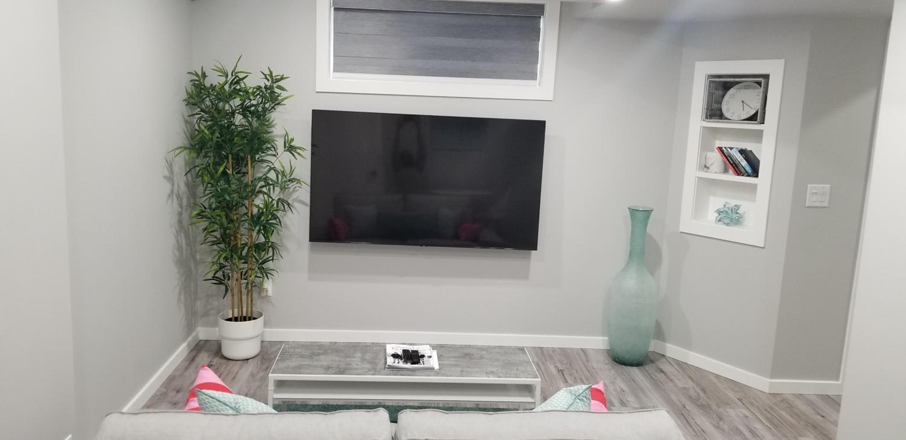 Luxurious 2 bedroom basement suite