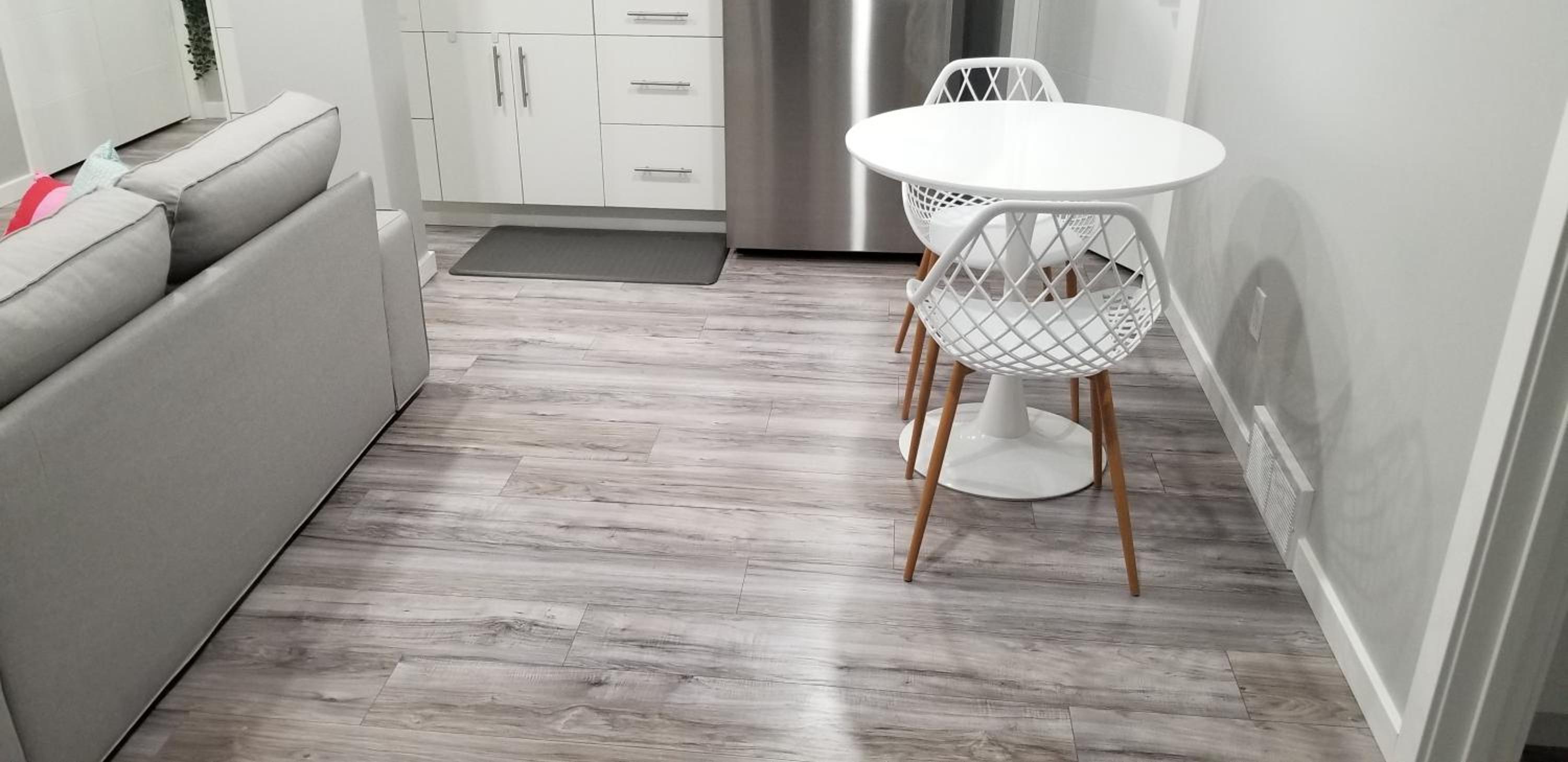 Luxurious 2 bedroom basement suite