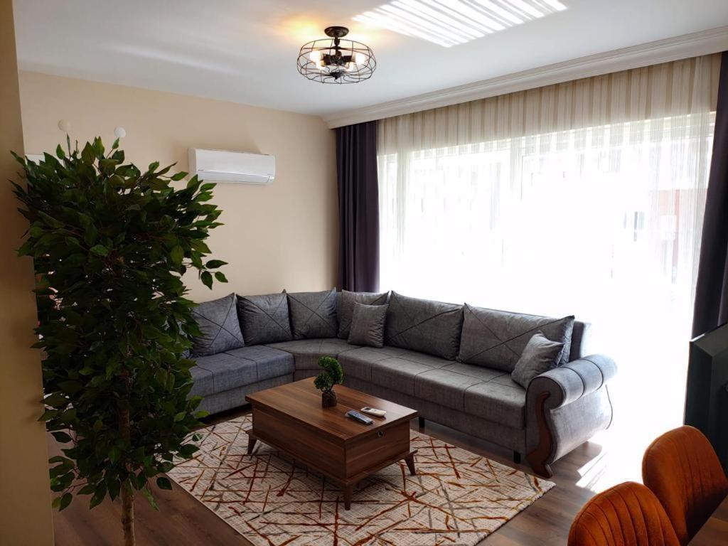Lara Park Suites