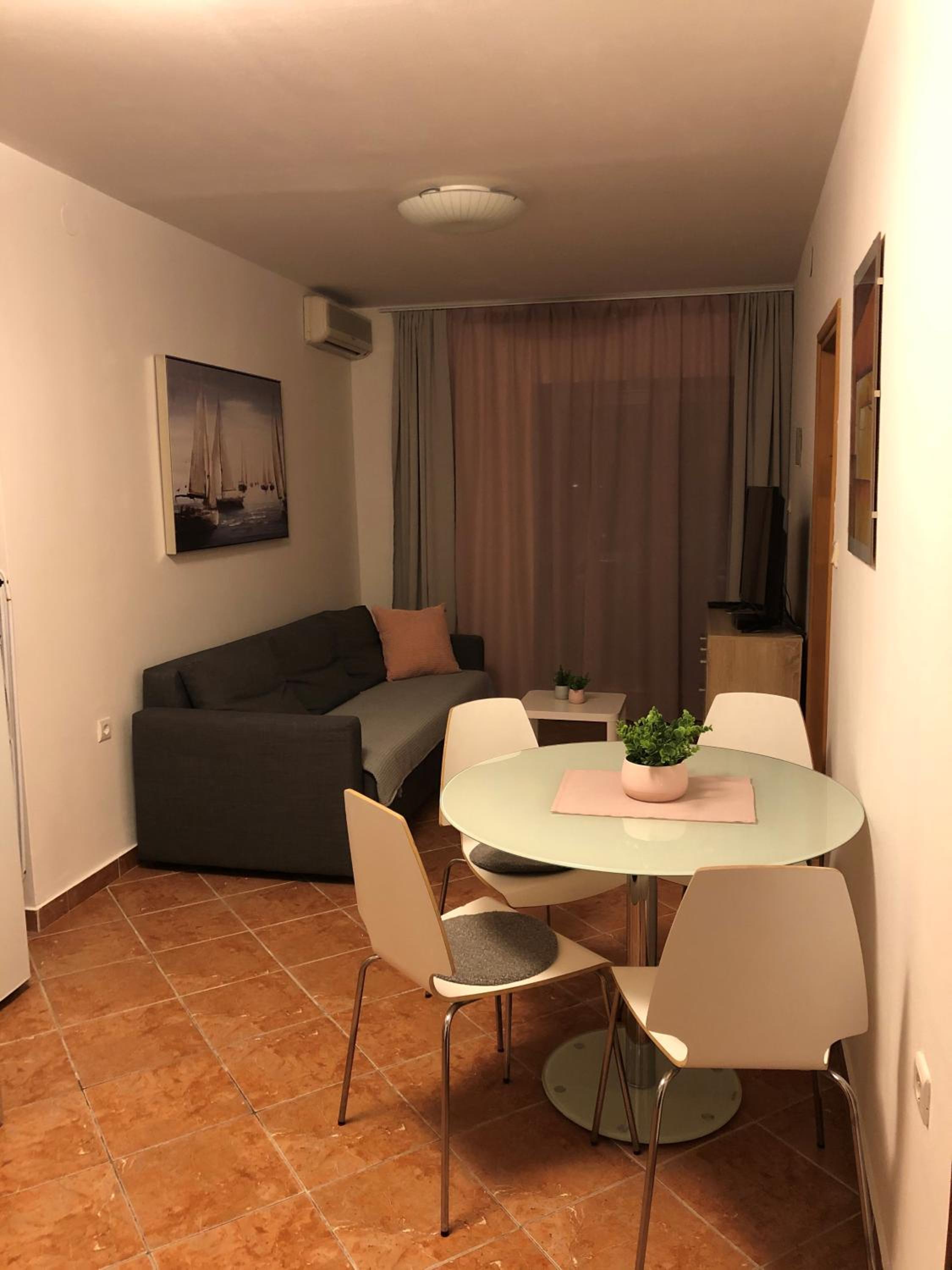 Apartmani i sobe Ivančić1