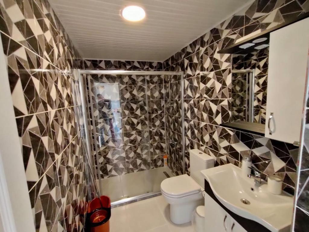 Lara Park Suites