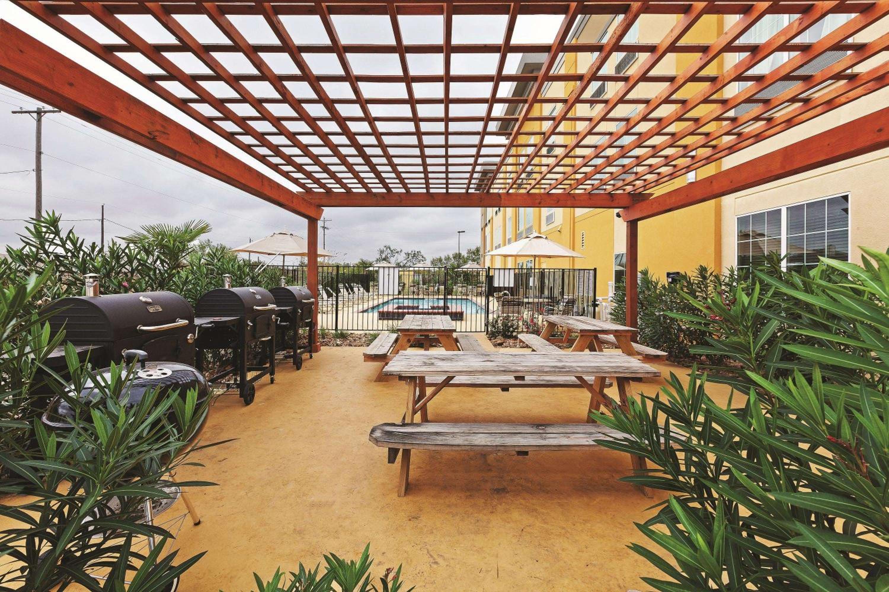 La Quinta by Wyndham Jourdanton - Pleasanton