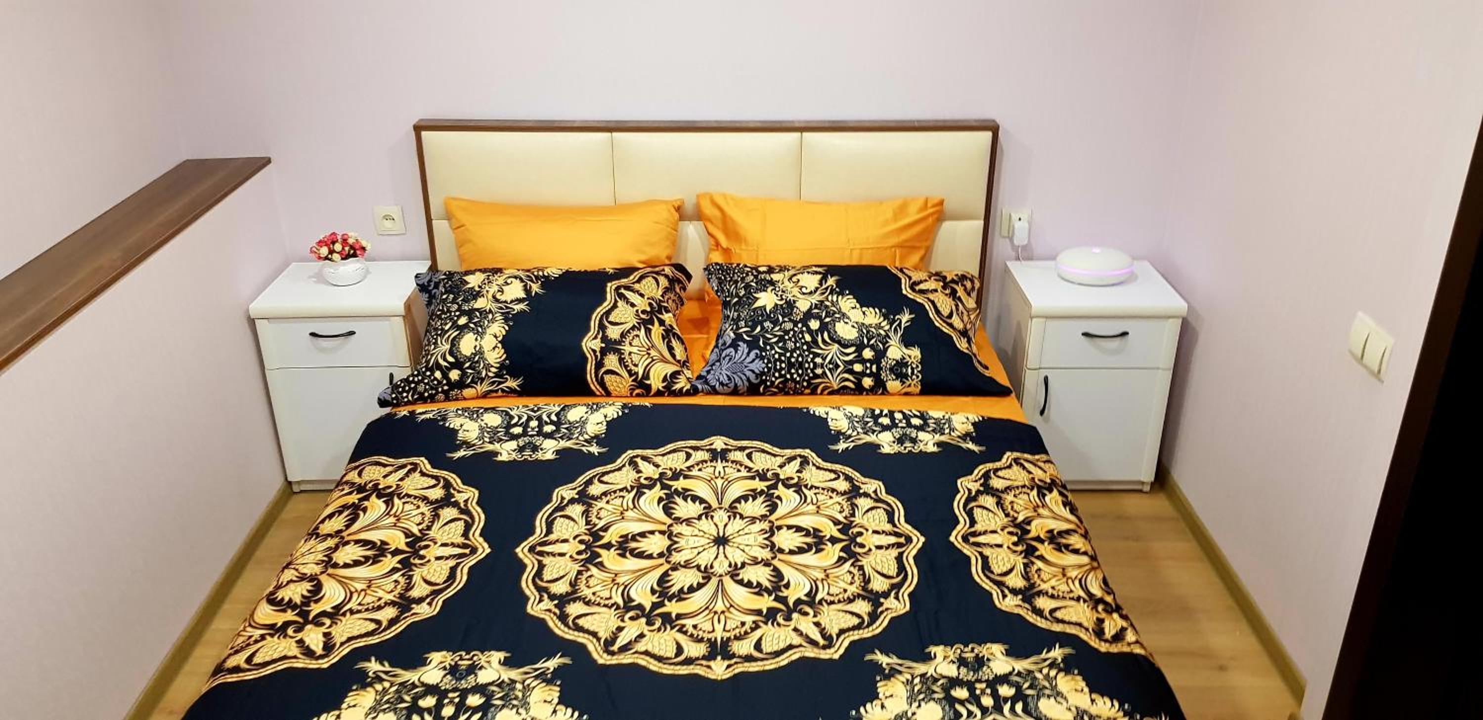 Bright and Cozy Apartment on Aghmashenebeli Avenue view 3