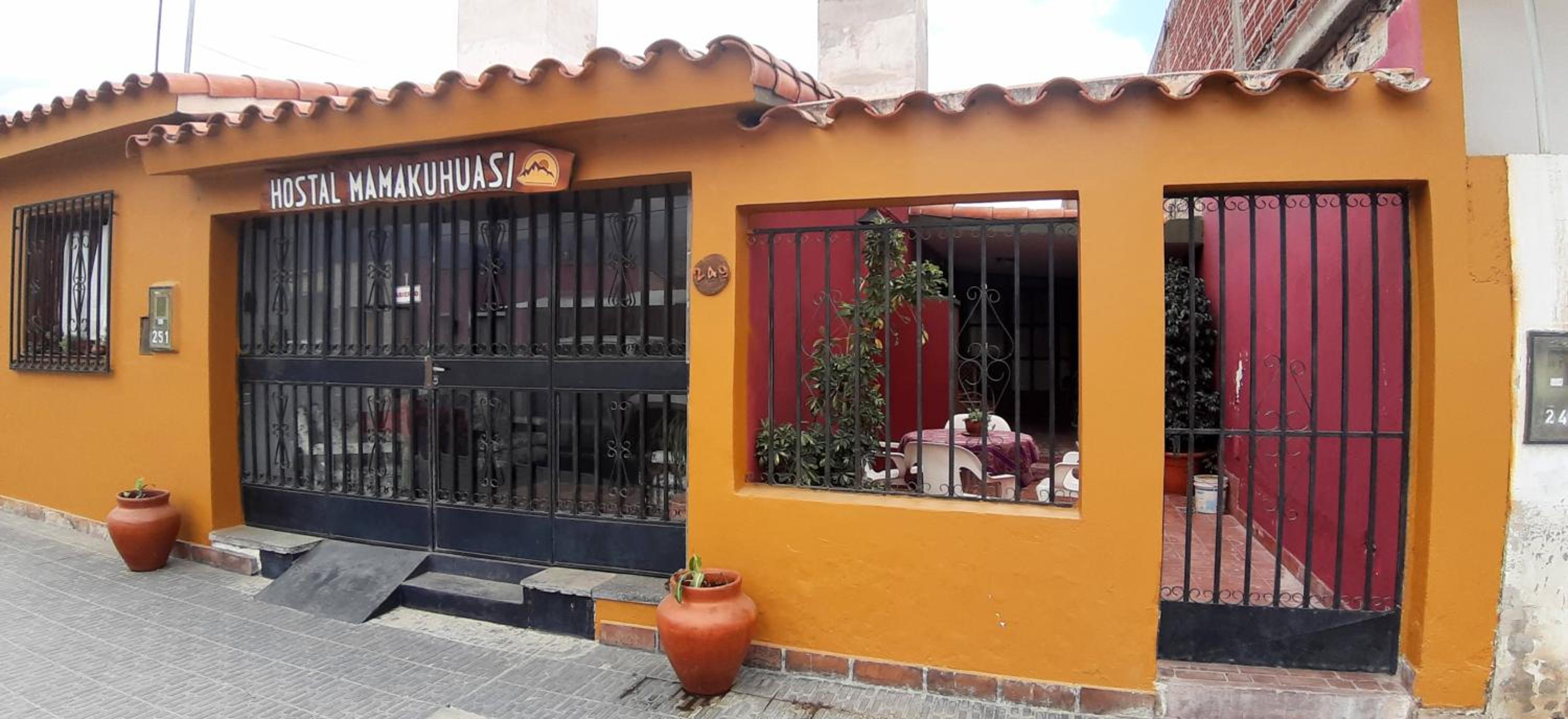 Hotel MAMAKU HUASI - Image 1