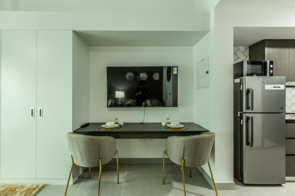 Primestay - Chic & Gorgeous studio in Al Barsha