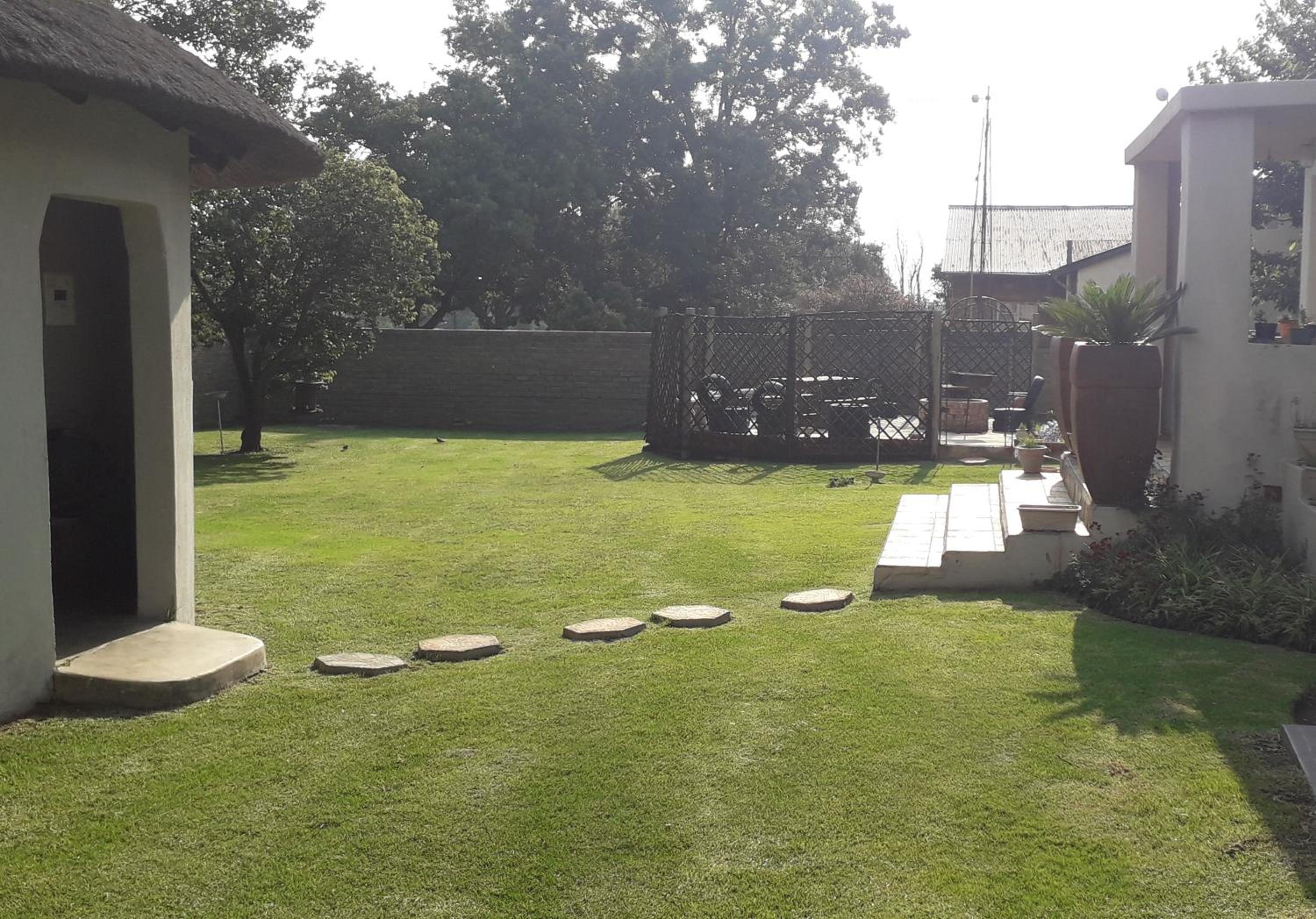 Lallapanzi Country Stay