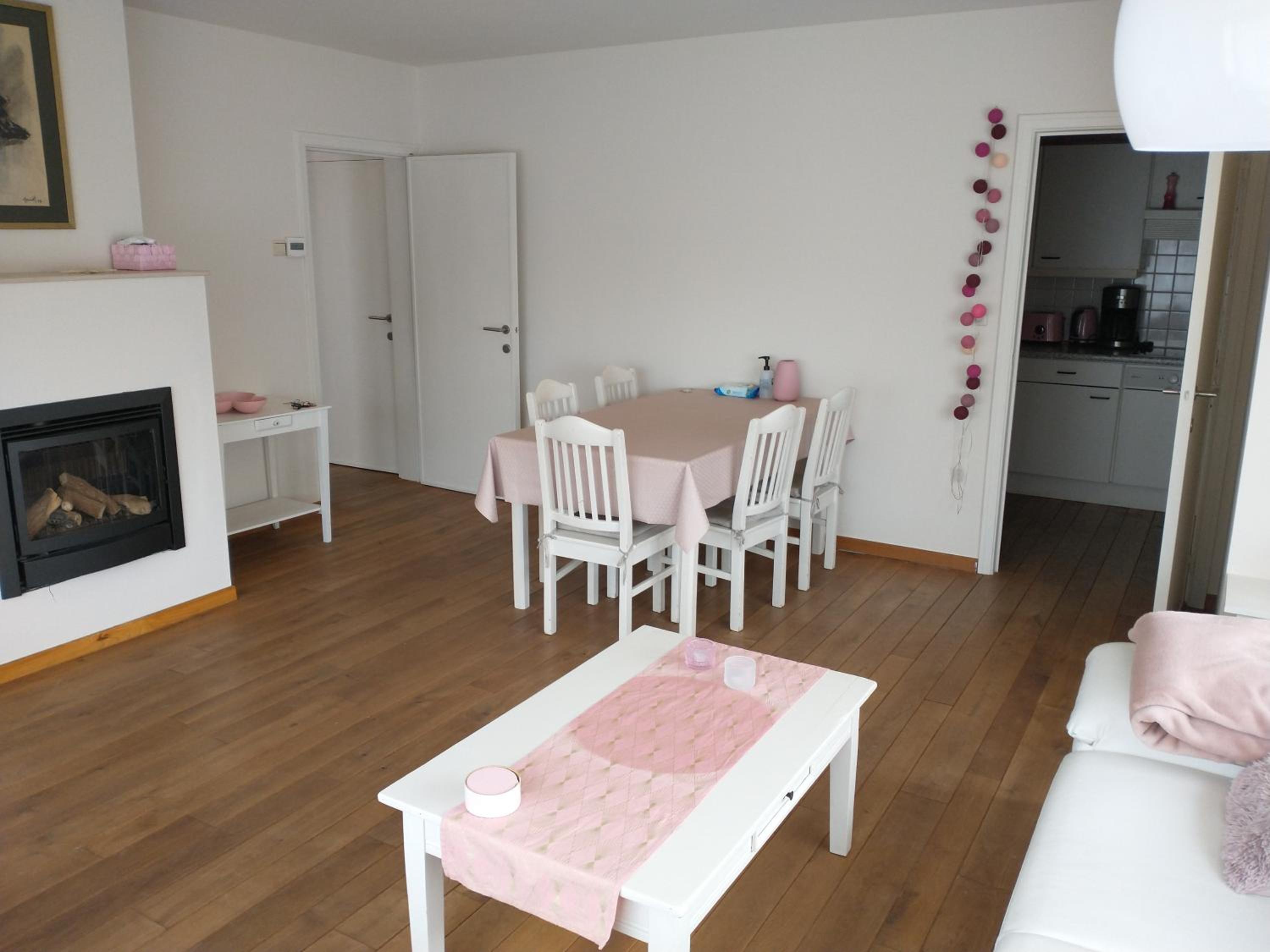 Zonnig appartement met 3 slaapkamers en gratis parking