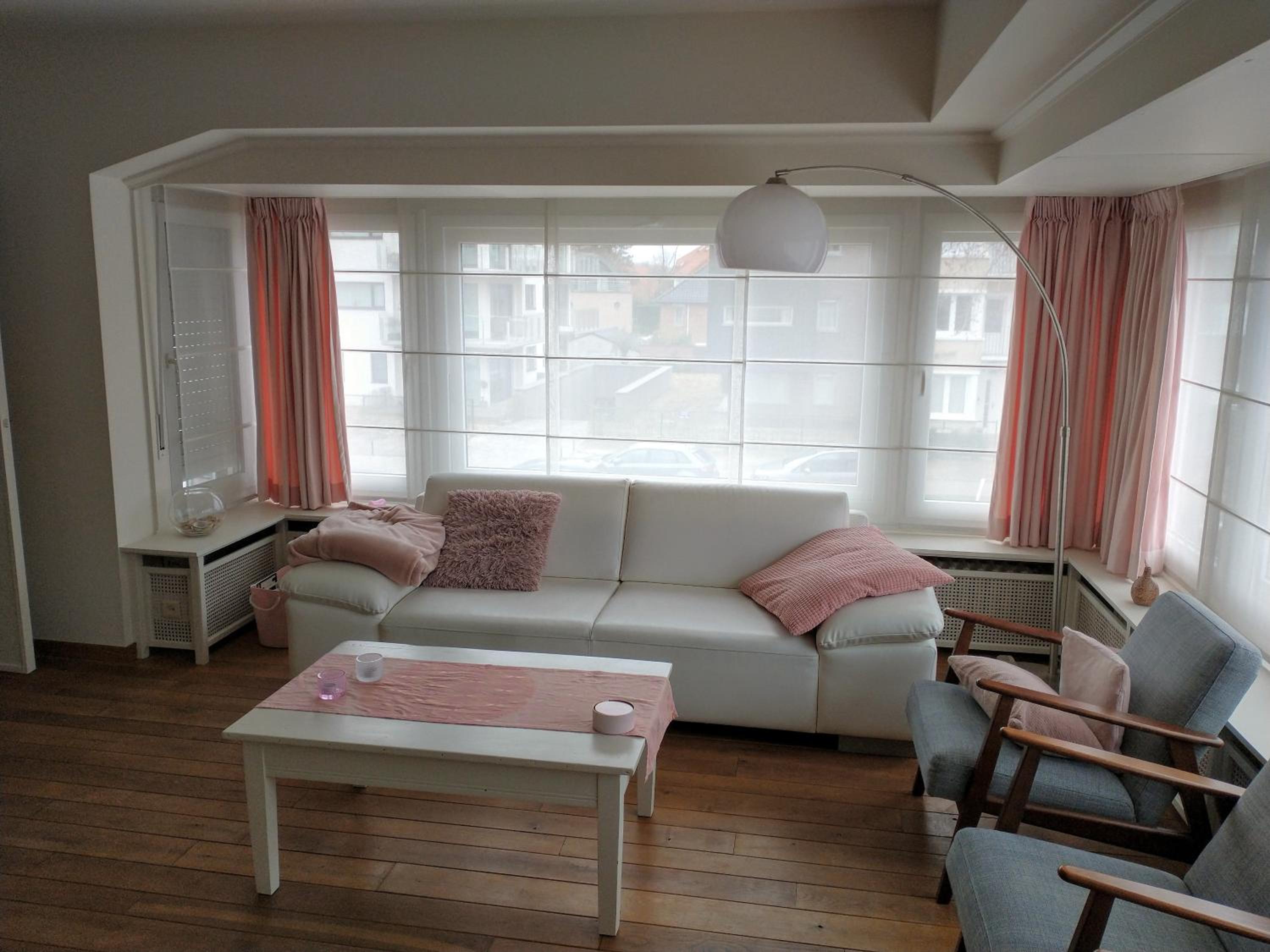 Zonnig appartement met 3 slaapkamers en gratis parking