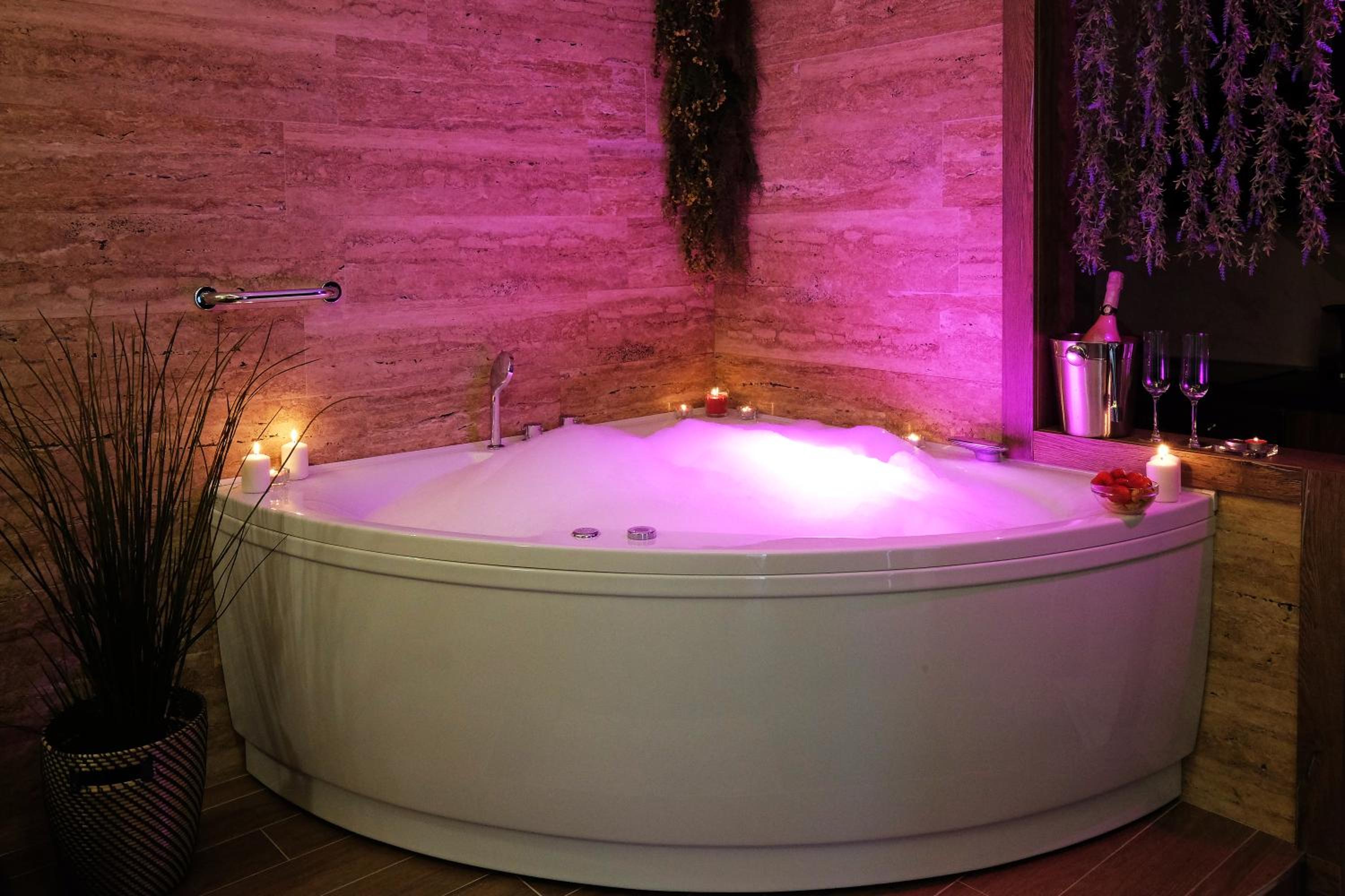 Central SPA Galaxy Apartment view 4