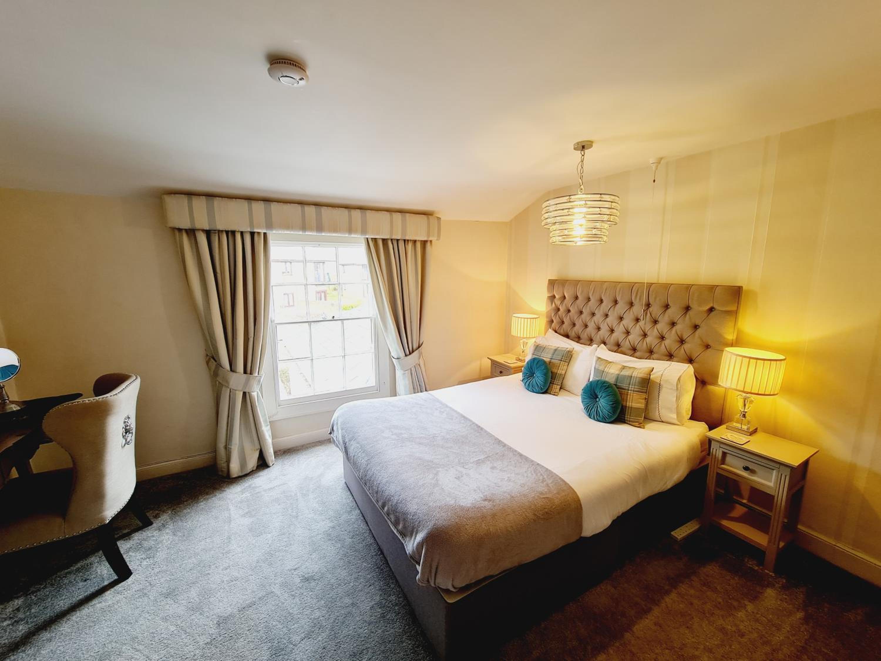 Beaufort Lodge - Central Location & Free Parking