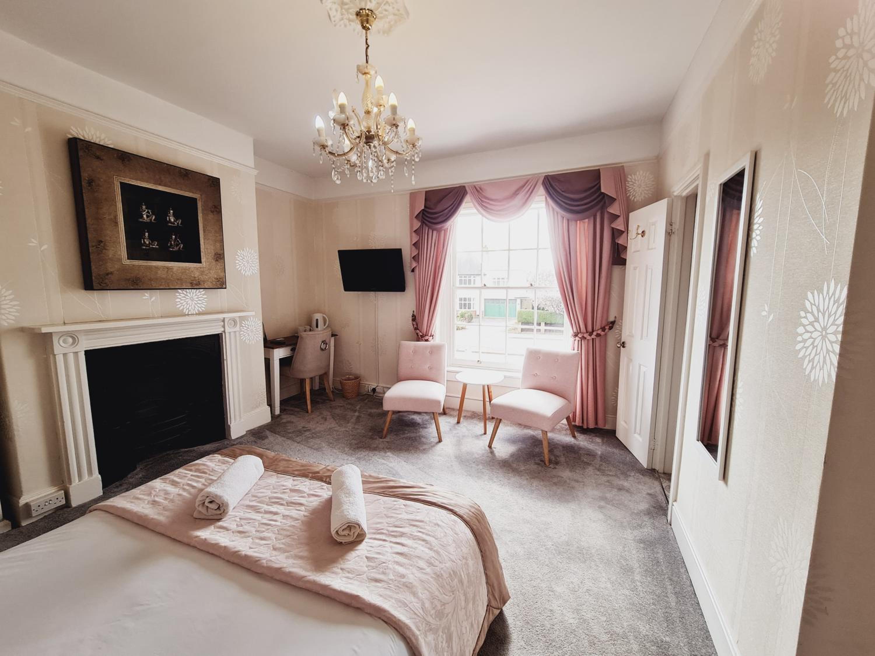 Beaufort Lodge - Central Location & Free Parking