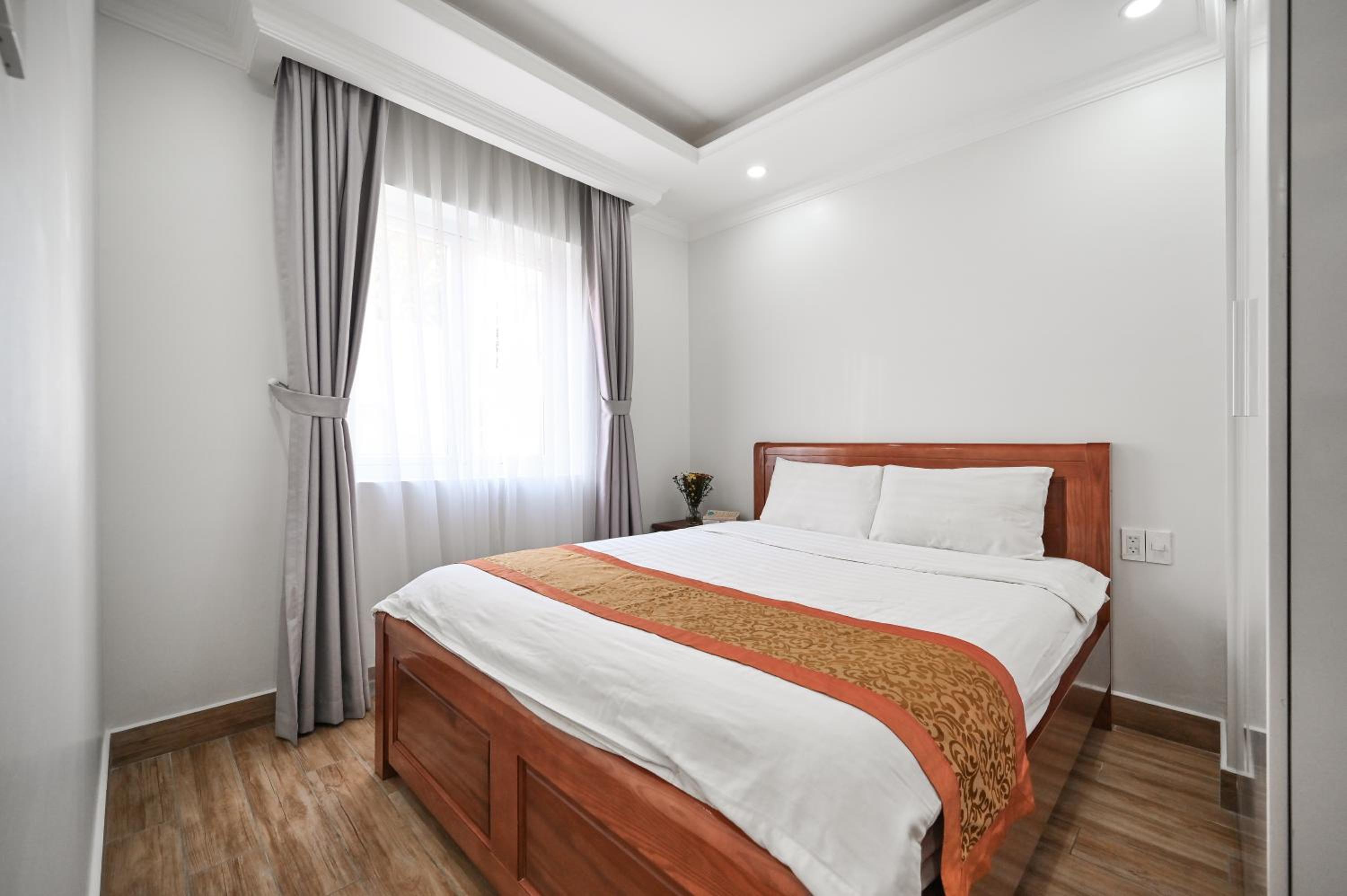 Genie Hotel & Serviced Apartments